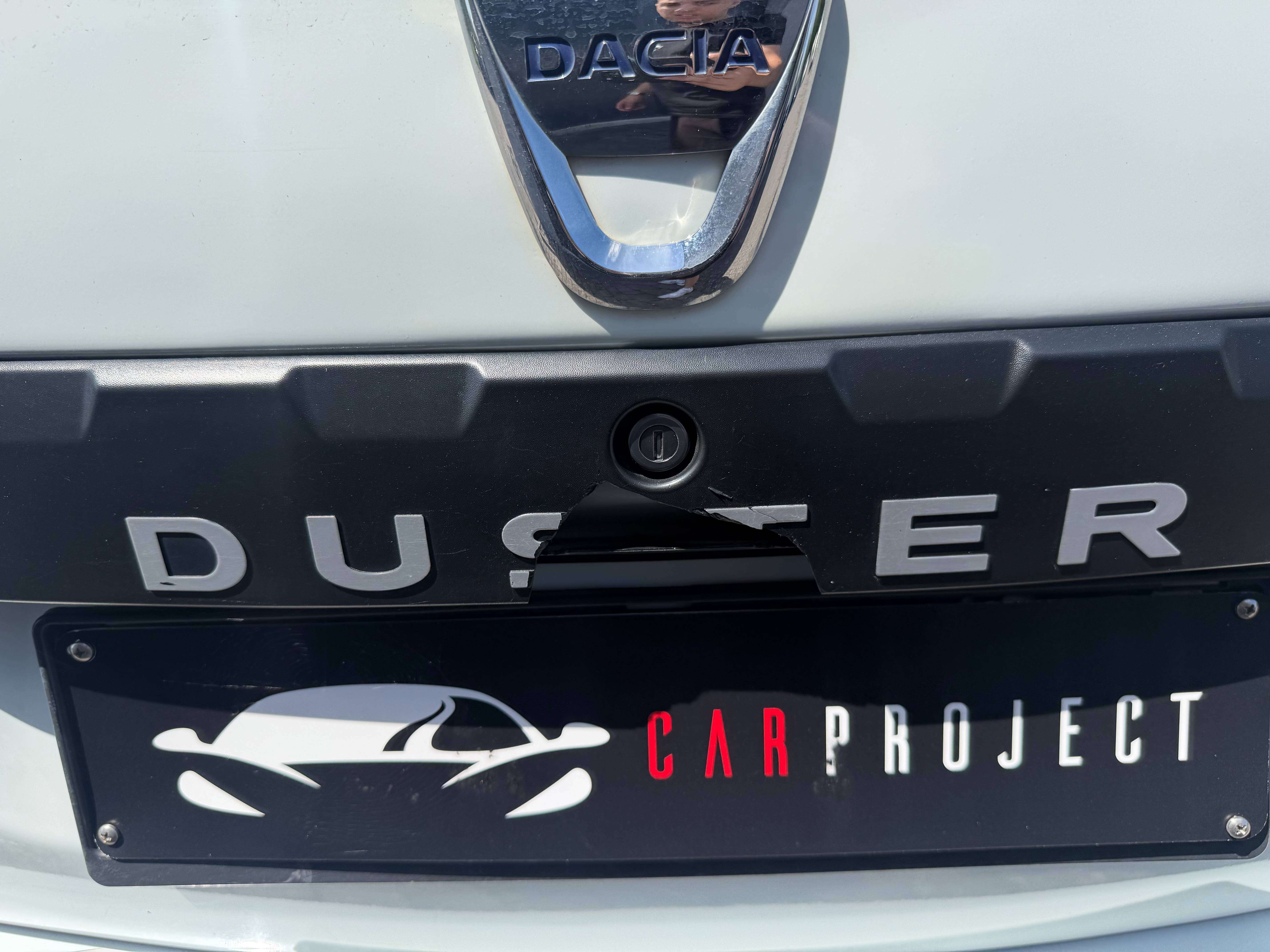 Dacia Duster MARCHAND OU EXPORT !!! 1.5 dCi, Capteurs AR, Climatisation, Cuir thumbnail