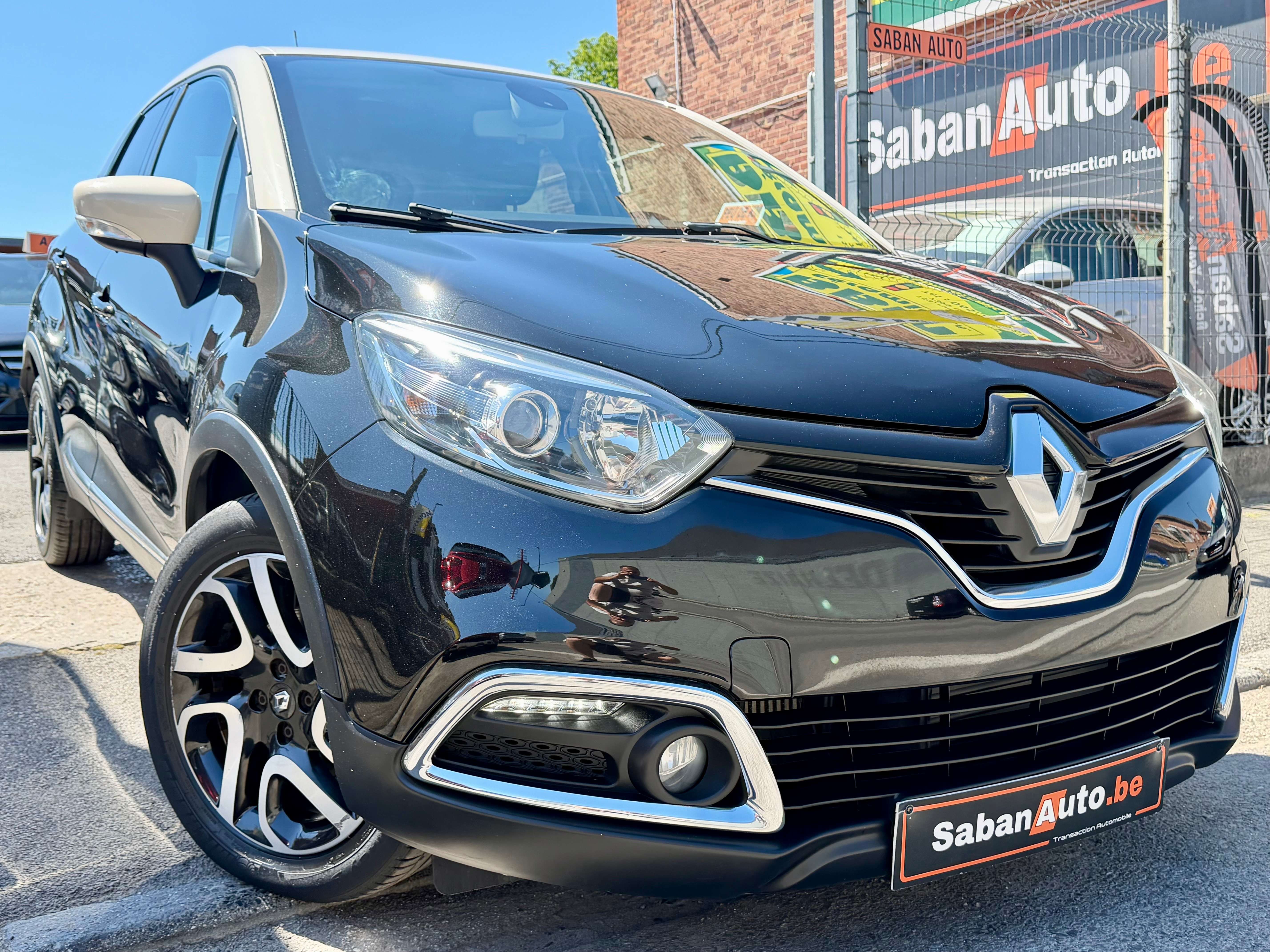 Renault Captur Captur 1.5 dCi ° BI-TON ° NAVI ° JANTES ° PDC ° GARANTI 12 MOIS
