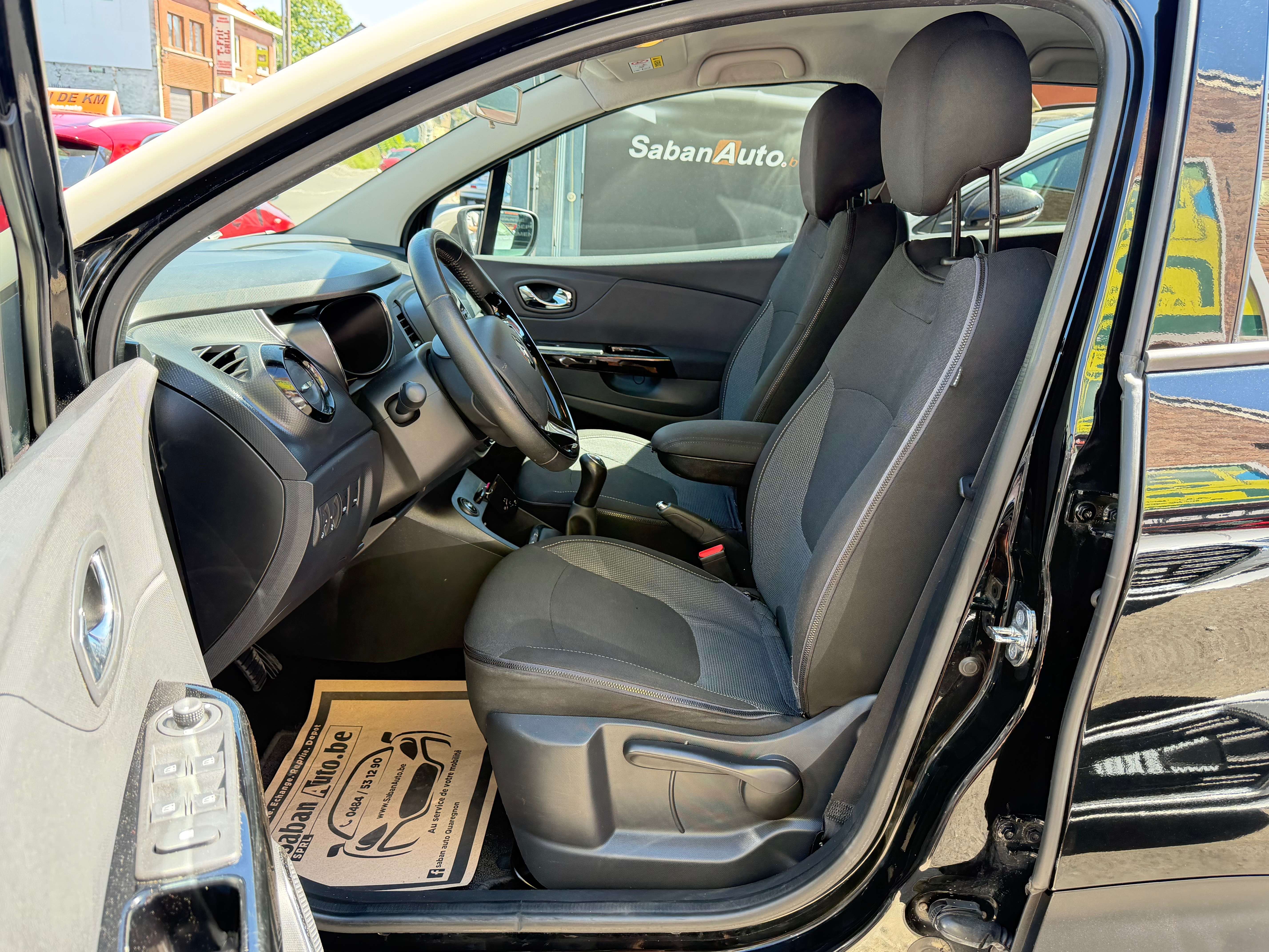 Renault Captur Captur 1.5 dCi ° BI-TON ° NAVI ° JANTES ° PDC ° GARANTI 12 MOIS