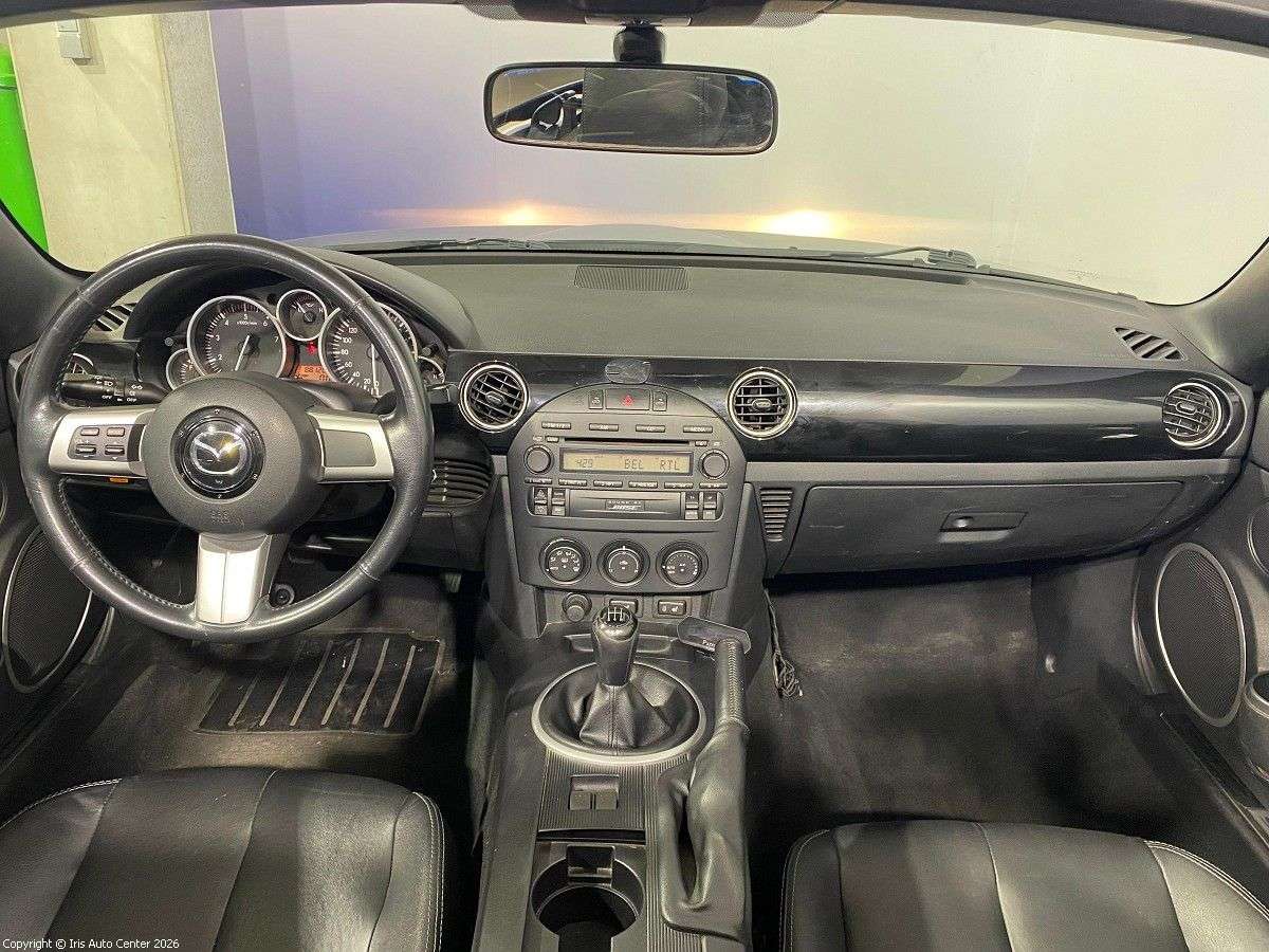 Mazda MX-5 ROADSTER COUPÉ 1.8I | CARNET COMPLET MAZDA