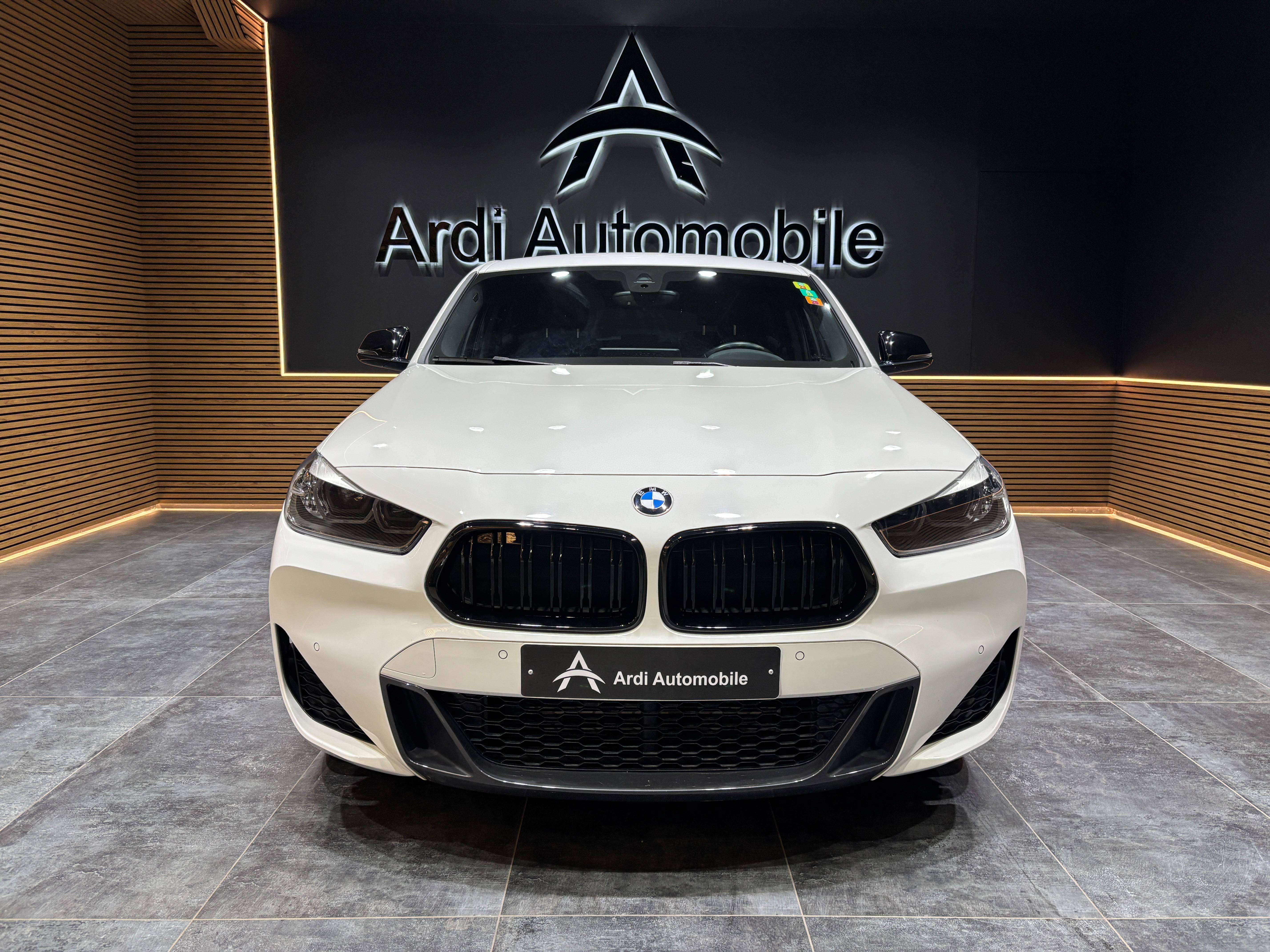 BMW X2 1.5iA sDrive18 *PACK M*CARPLAY*SIEGE CHAUFF*1ER PROP*GARANTIE*