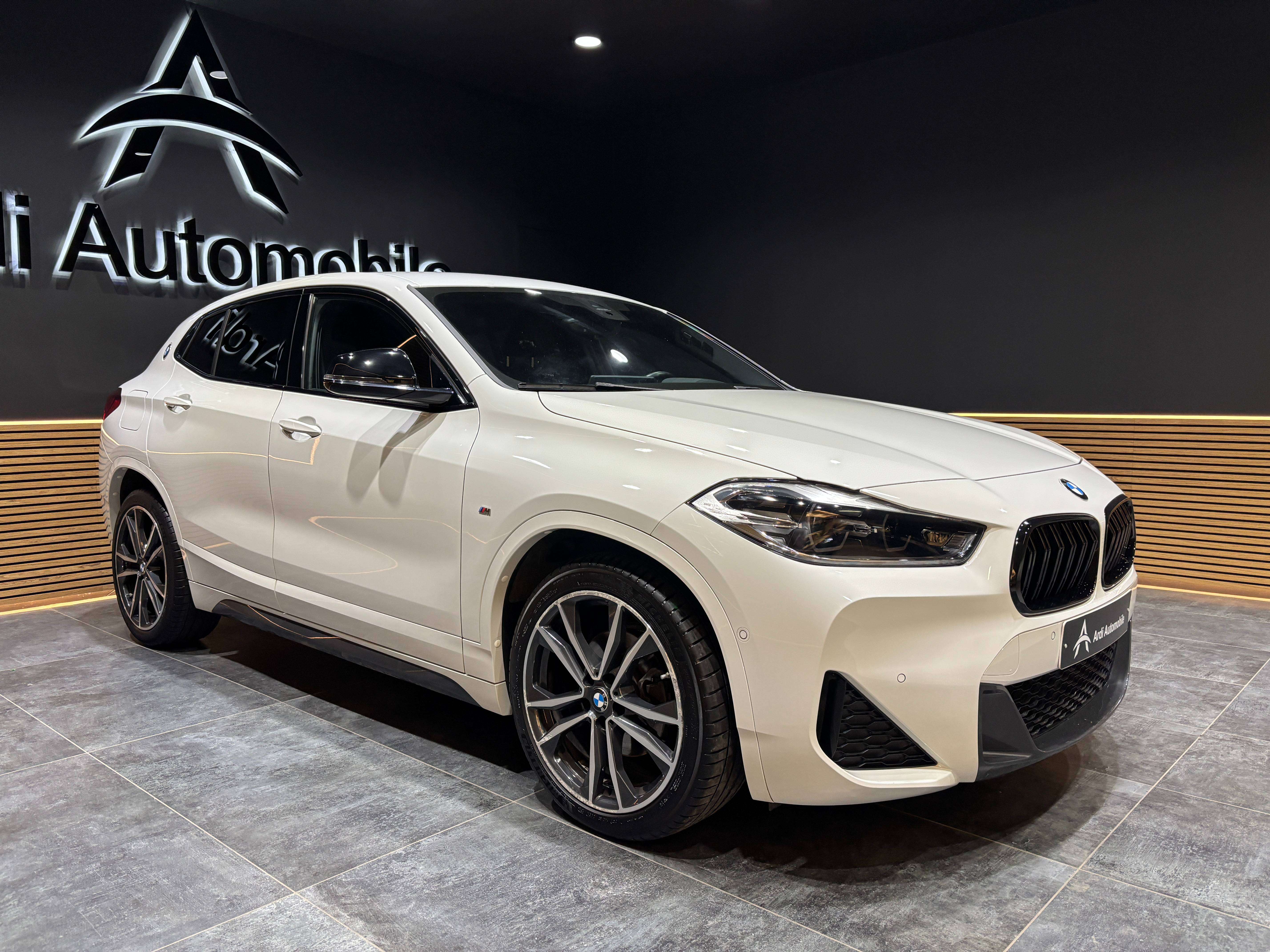BMW X2 1.5iA sDrive18 *PACK M*CARPLAY*SIEGE CHAUFF*1ER PROP*GARANTIE*
