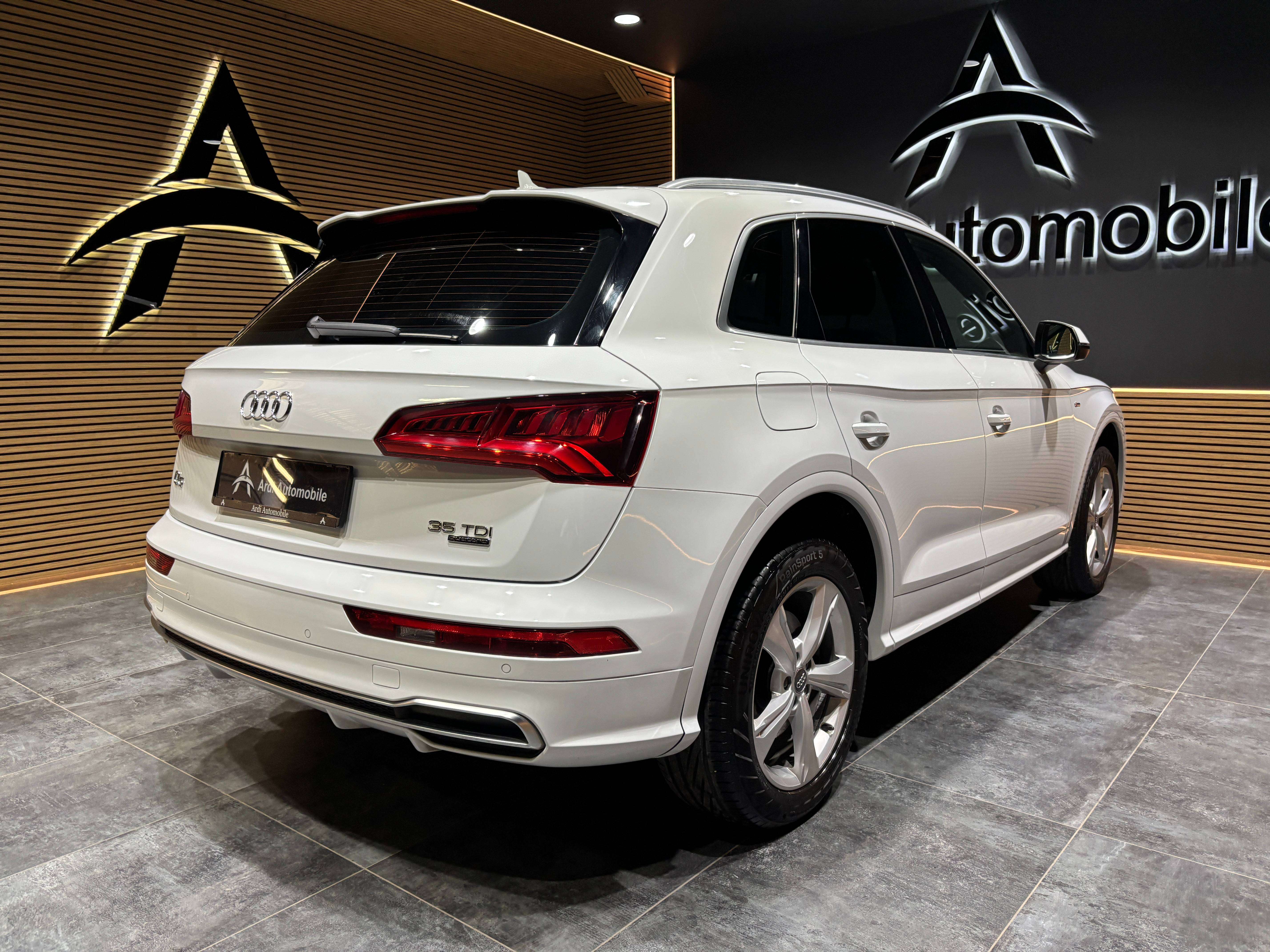 Audi Q5 2.0 TDi Quattro *S Line*CARPLAY*SIEGE CHAUFF*GARANTIE*