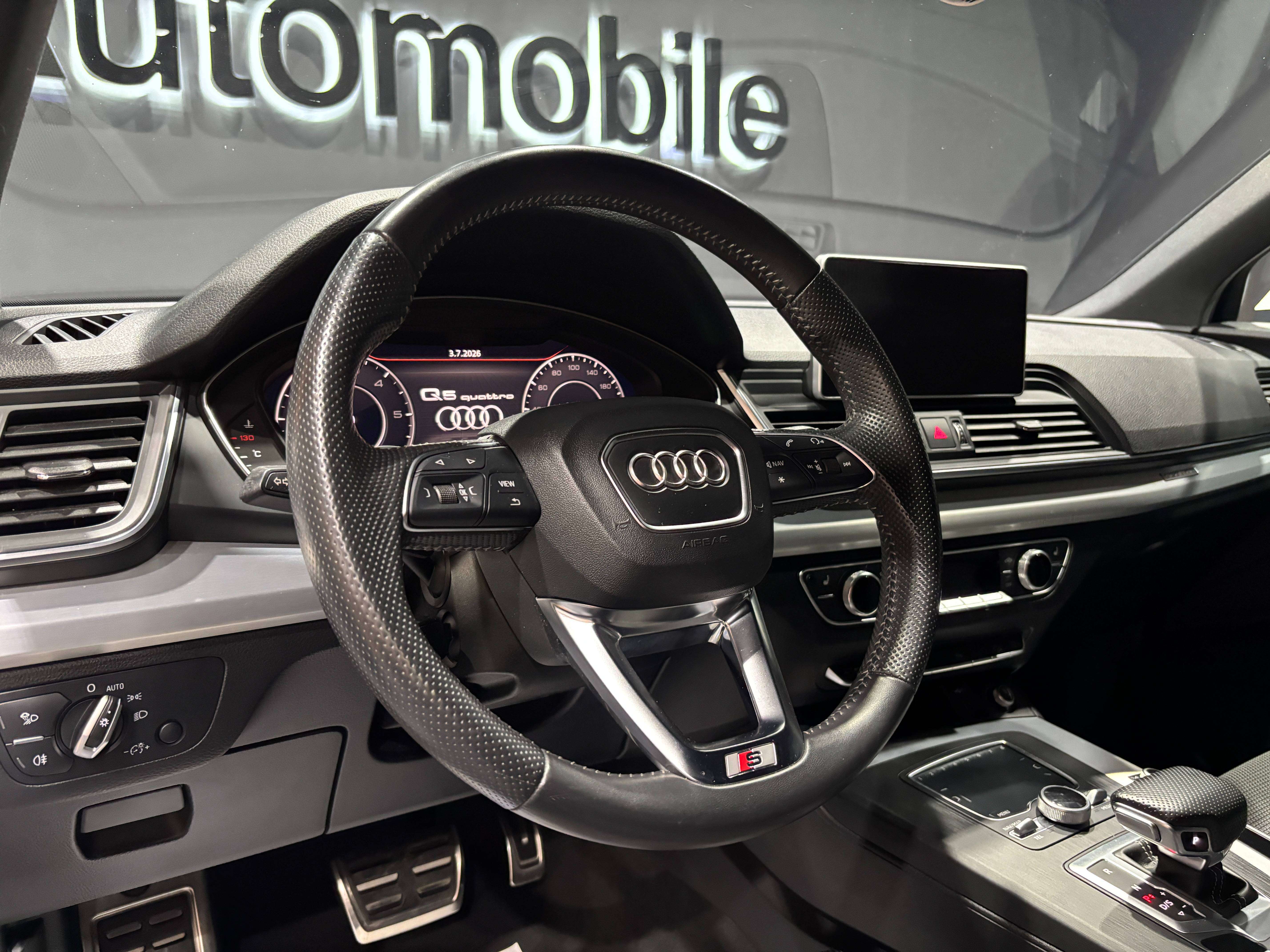 Audi Q5 2.0 TDi Quattro *S Line*CARPLAY*SIEGE CHAUFF*GARANTIE*