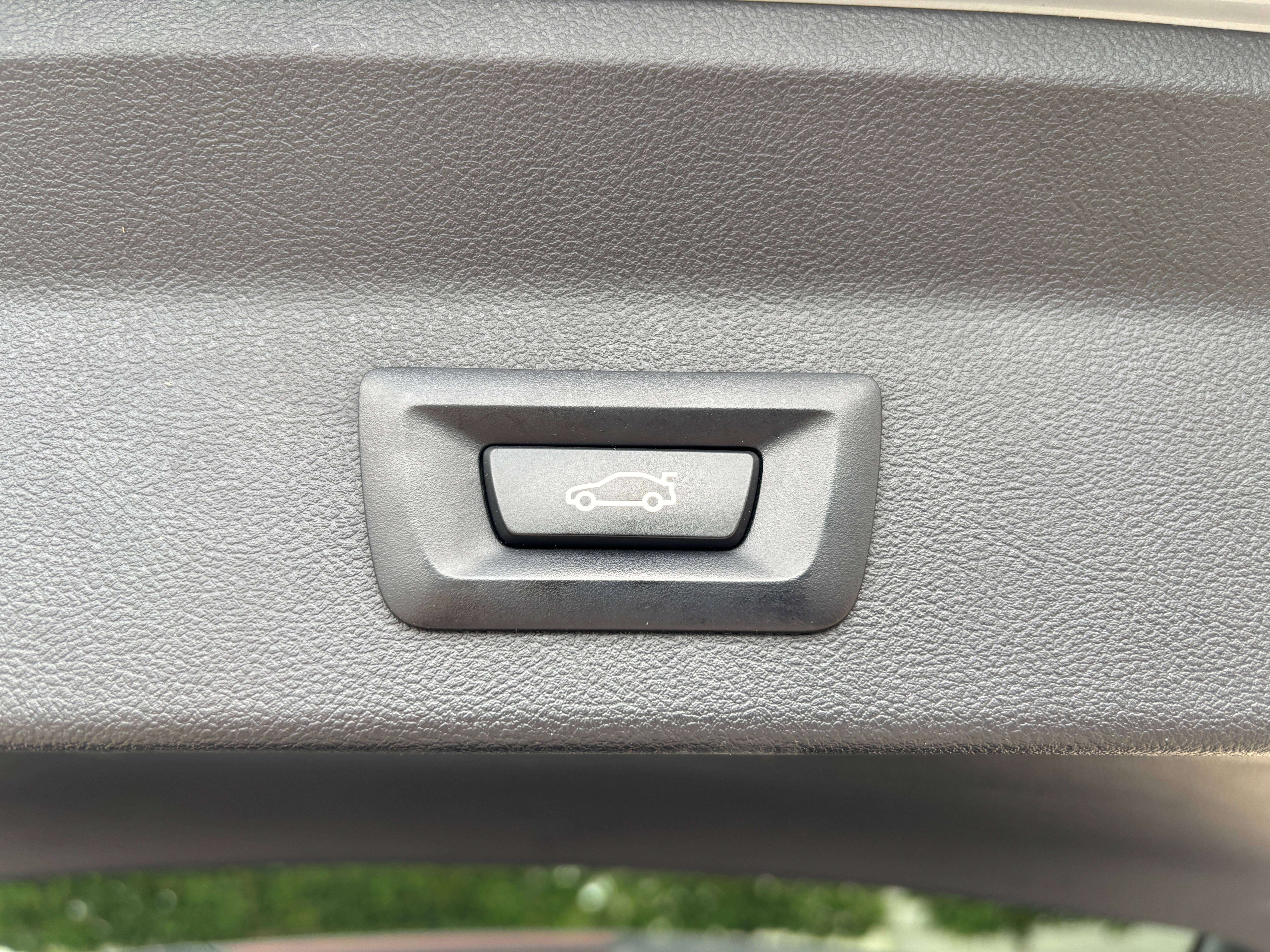 BMW X3 2.0 dA sDrive18 *PACK M*CARPLAY*CAMERA*1ER PROPRIO*GARANTIE*