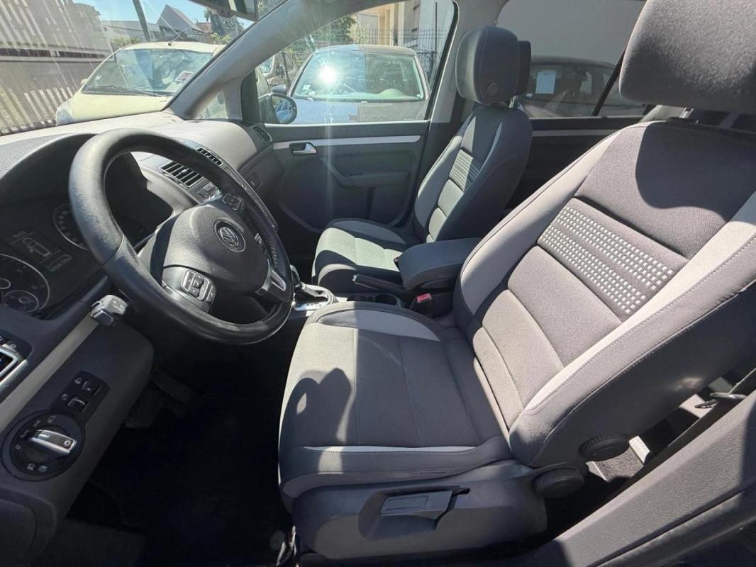 Volkswagen Touran 2.0 TDI 140 CONFORT LINE DSG BVA