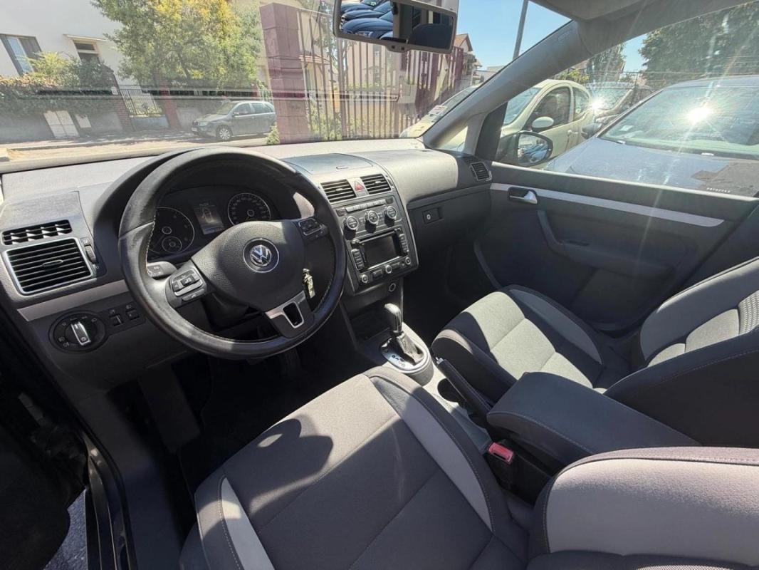 Volkswagen Touran 2.0 TDI 140 CONFORT LINE DSG BVA
