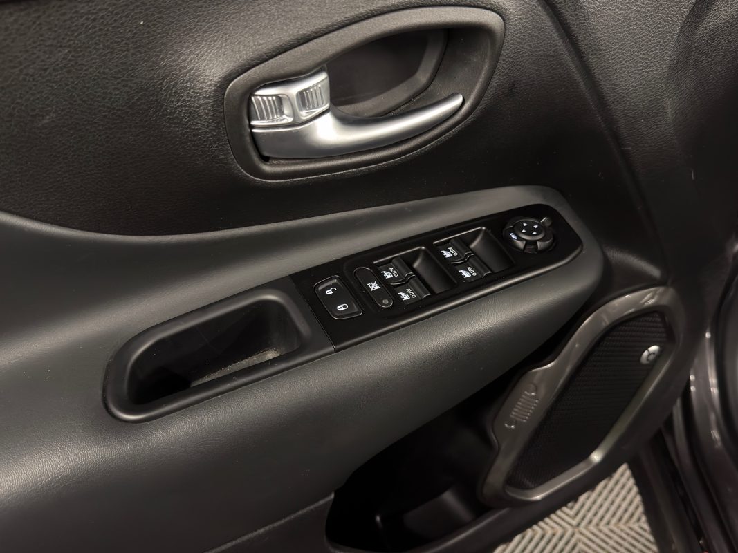 Jeep Renegade 2.0 MULTIJET 140 LIMITED 4X4 BVA