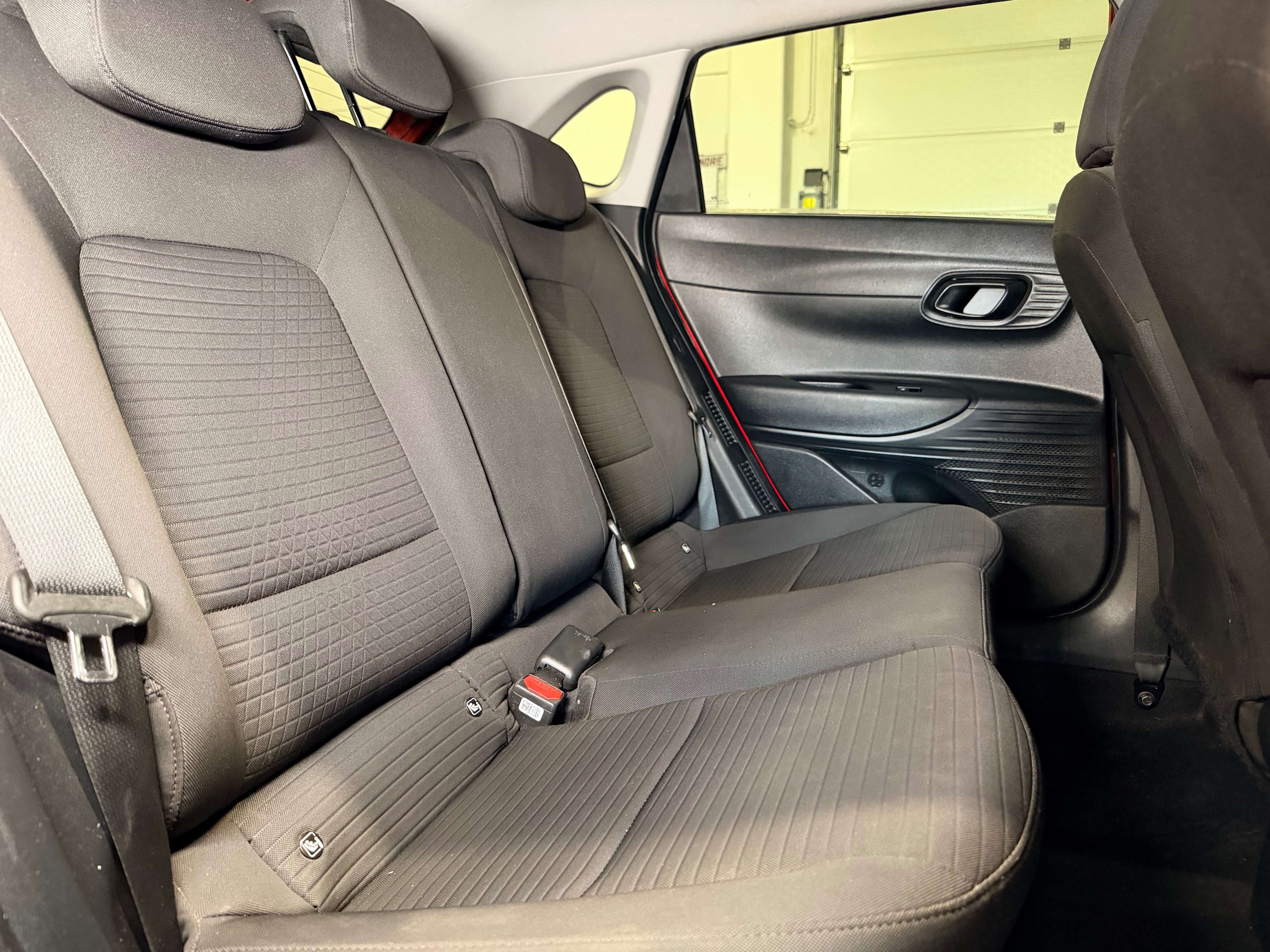 Hyundai i20 1.0 T-GDi MHEV Techno — CarPlay — Caméra — GPS — Clim auto