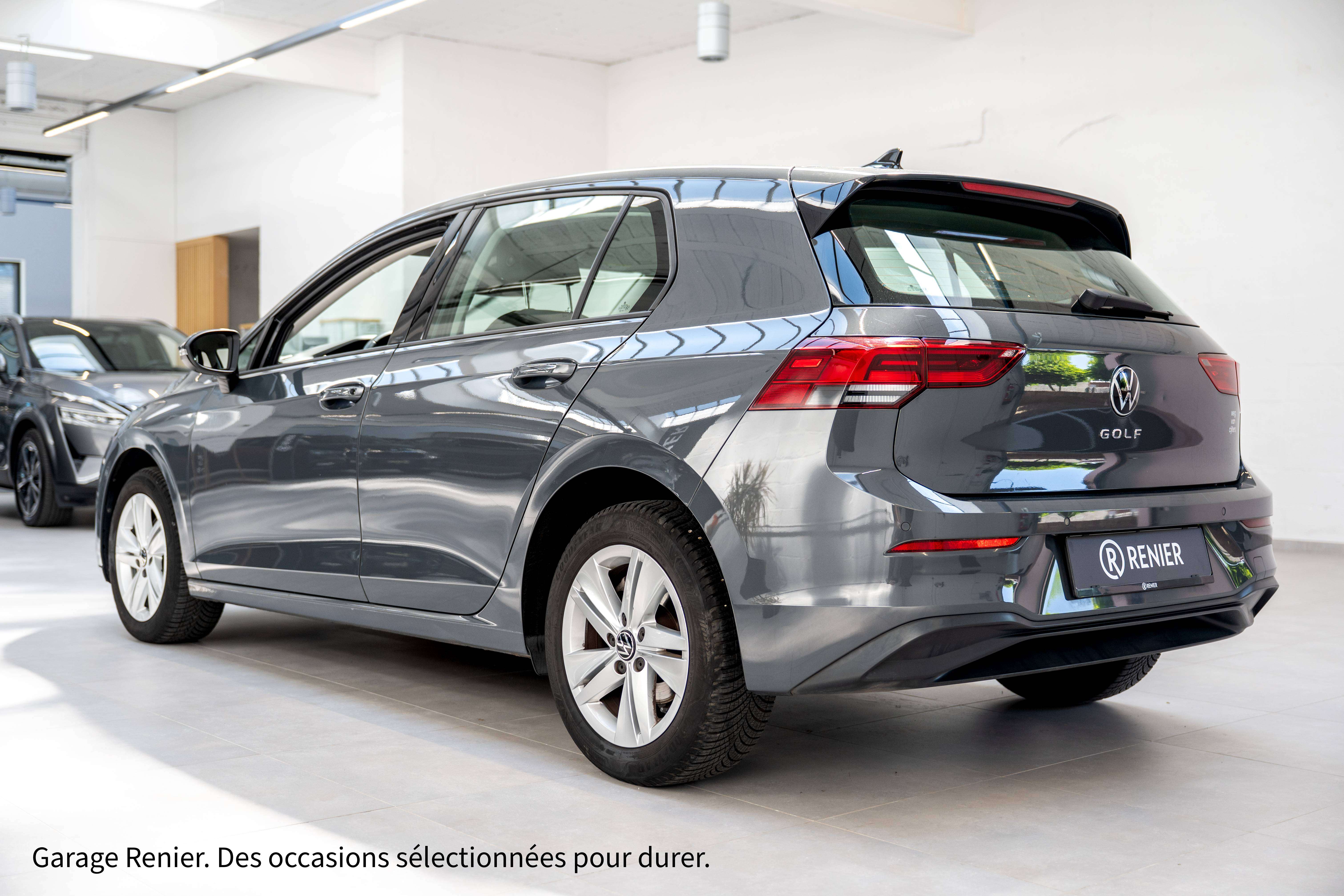 Volkswagen Golf 1.0 TSi 110 Life garantie 12 mois