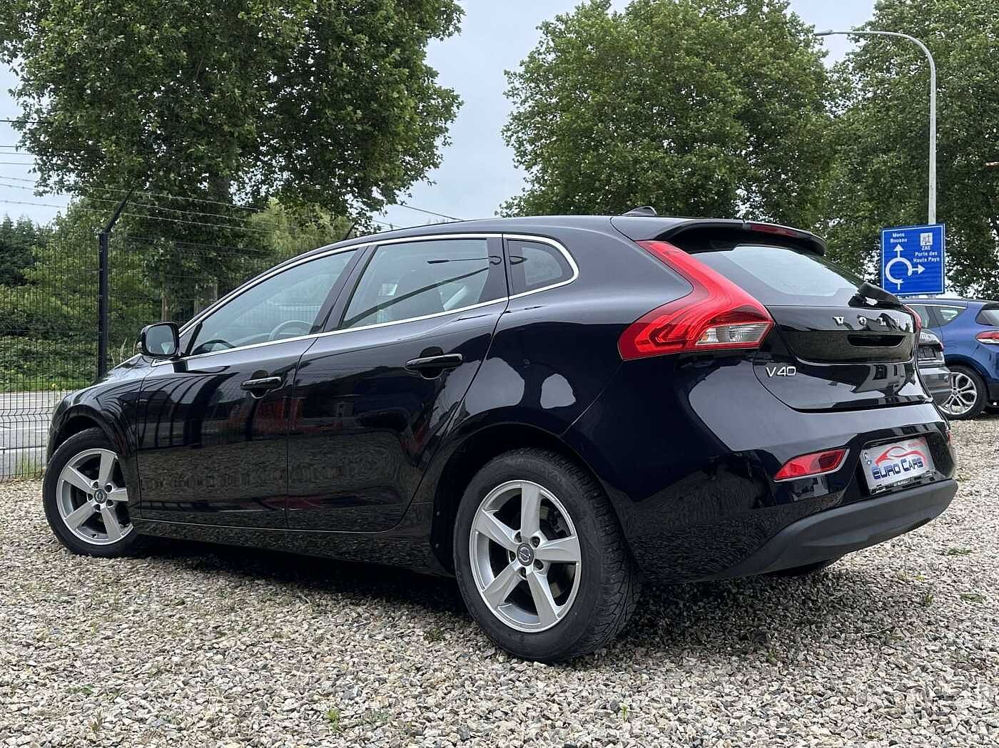 Volvo V40 1.6 D2 Momentum GPS/CLIM/LED AMBIANCE/CRUISE/tres propre !!!