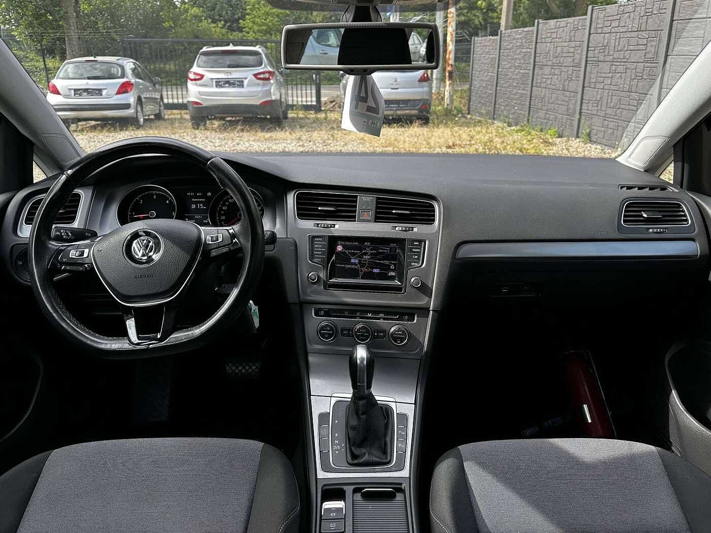 Volkswagen Golf Estate SW 1.6 CR TDi Trendline DSG GPS/TOIT OUVRANT/PANORAMIQUE/CRUISE ACC