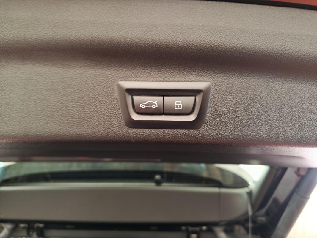 Bmw X1 III sDrive18i Business Design DKG7
