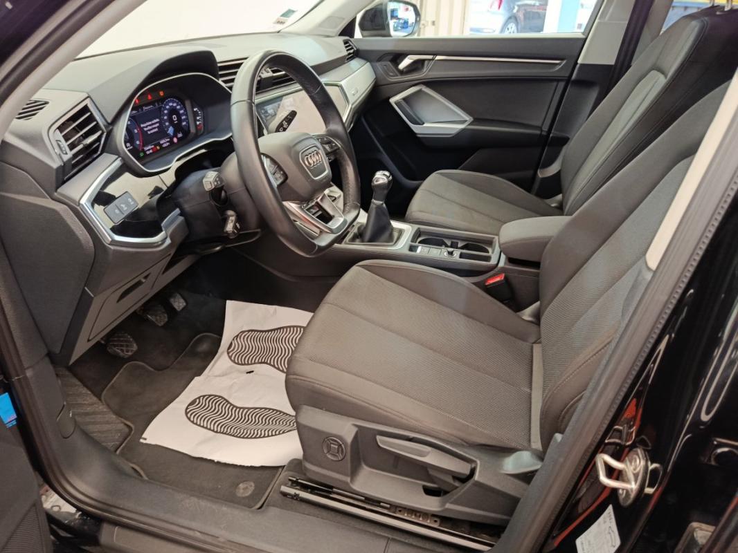Audi Q3 35 TDI 150 BUSINESS LINE