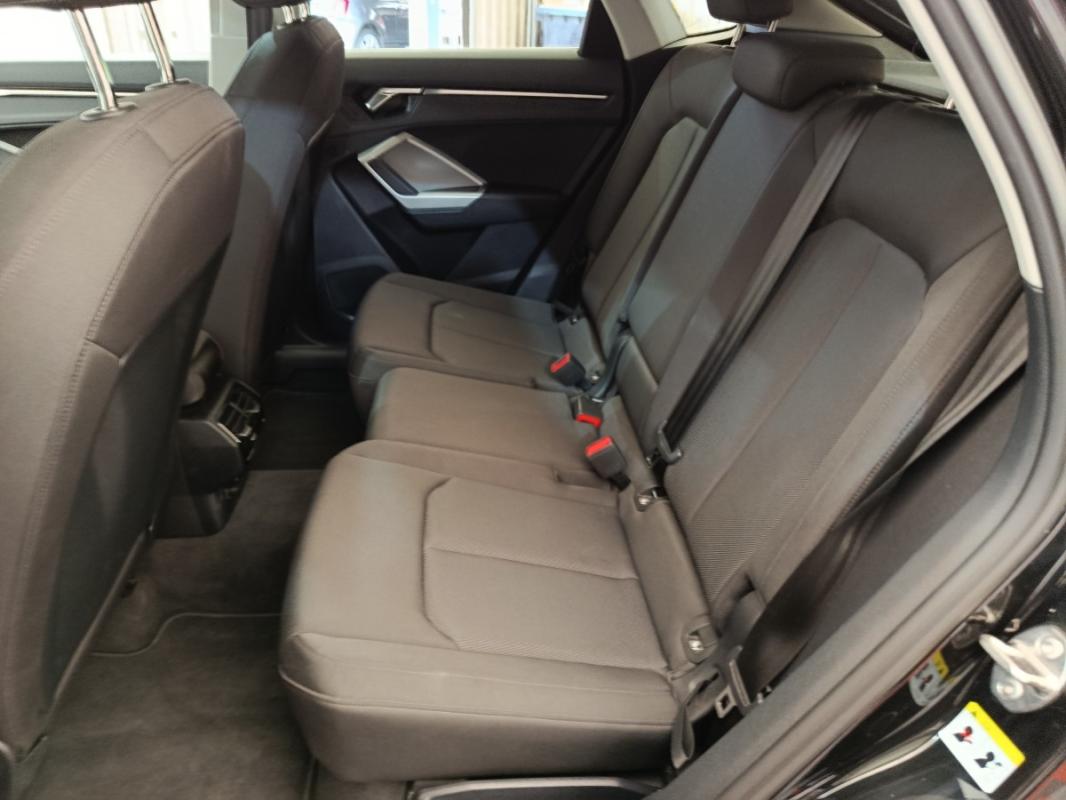Audi Q3 35 TDI 150 BUSINESS LINE
