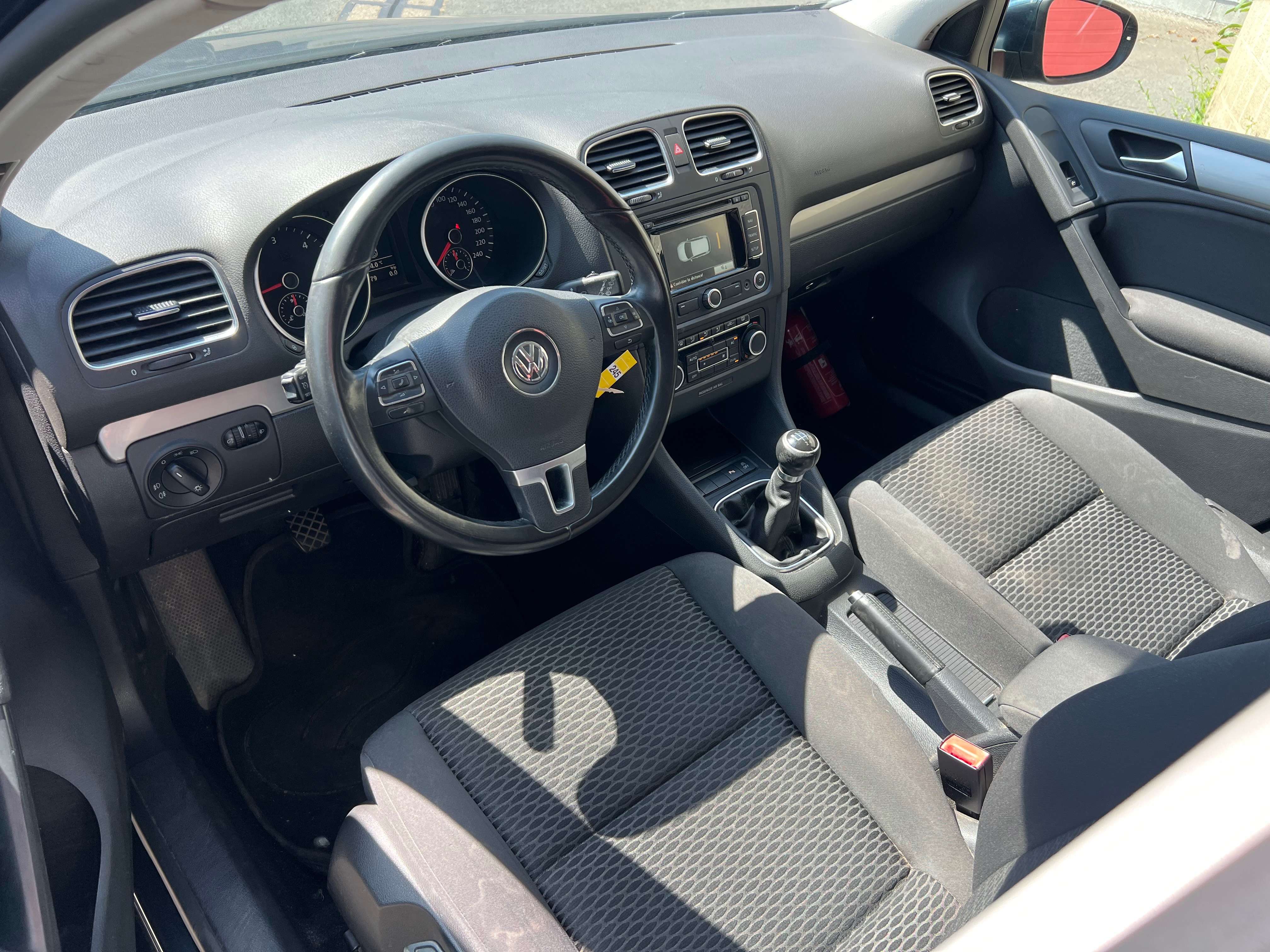 Volkswagen Golf 1.6 CR TDi Trendline + CLIM