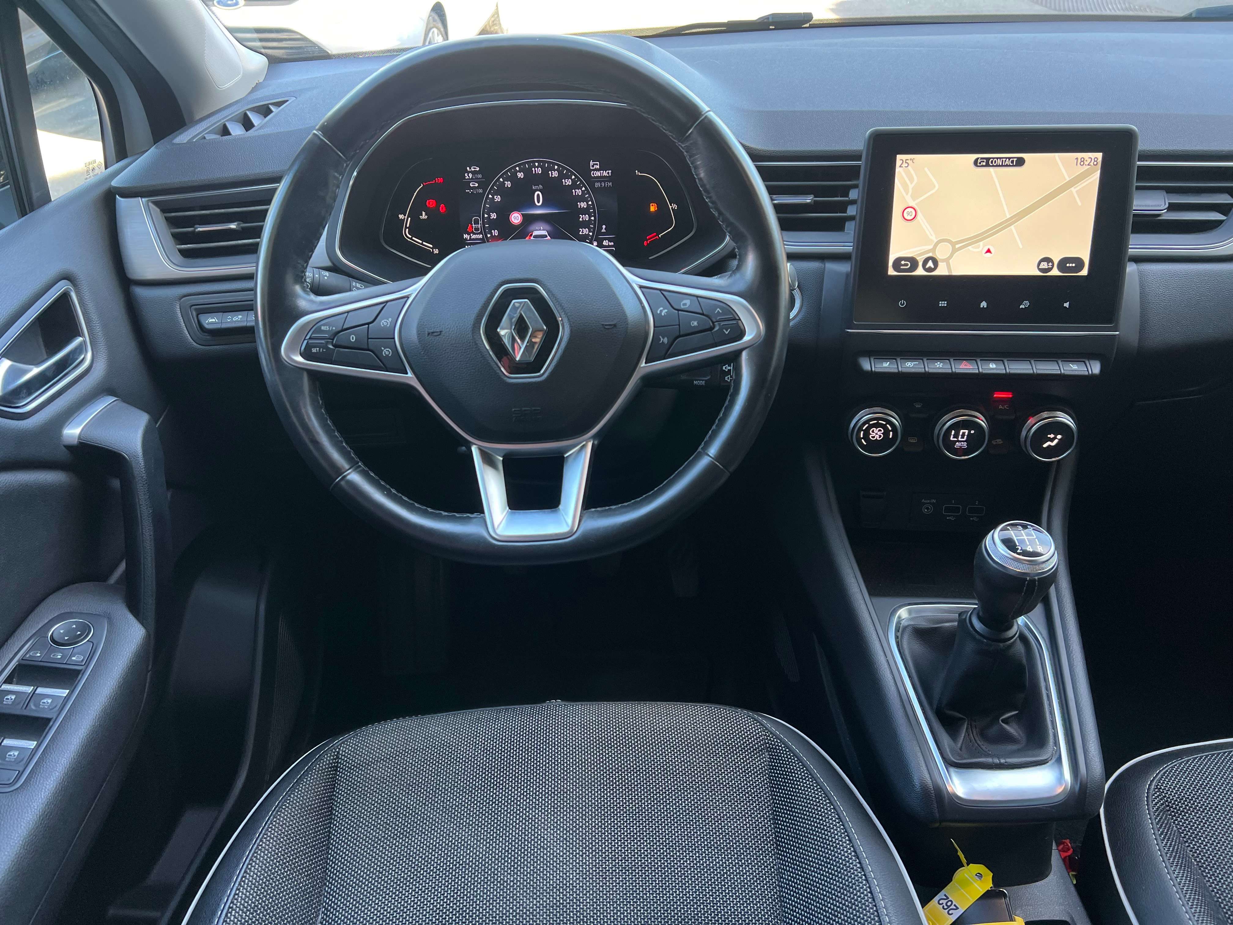 Renault Captur 1.0 TCe Corporate Edition + NAVIGATION + CAR-PASS