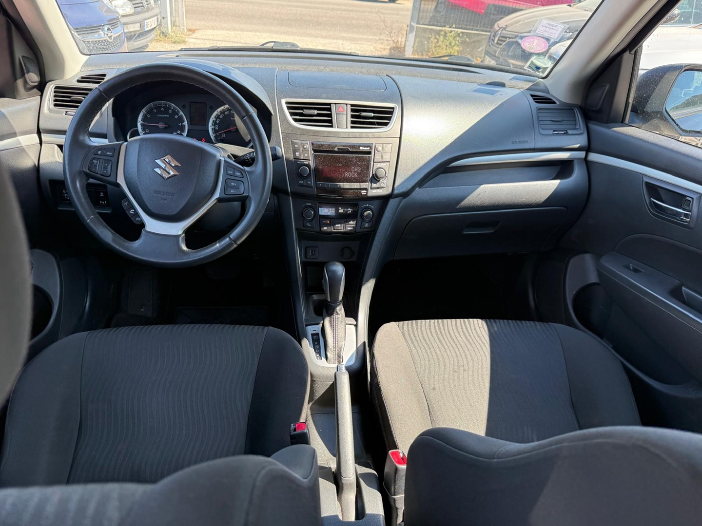 Suzuki SWIFT 1.2 VVT GLX BA 5P