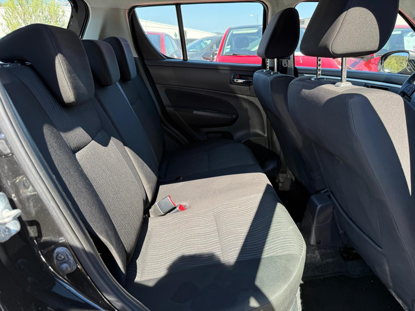 Suzuki SWIFT 1.2 VVT GLX BA 5P