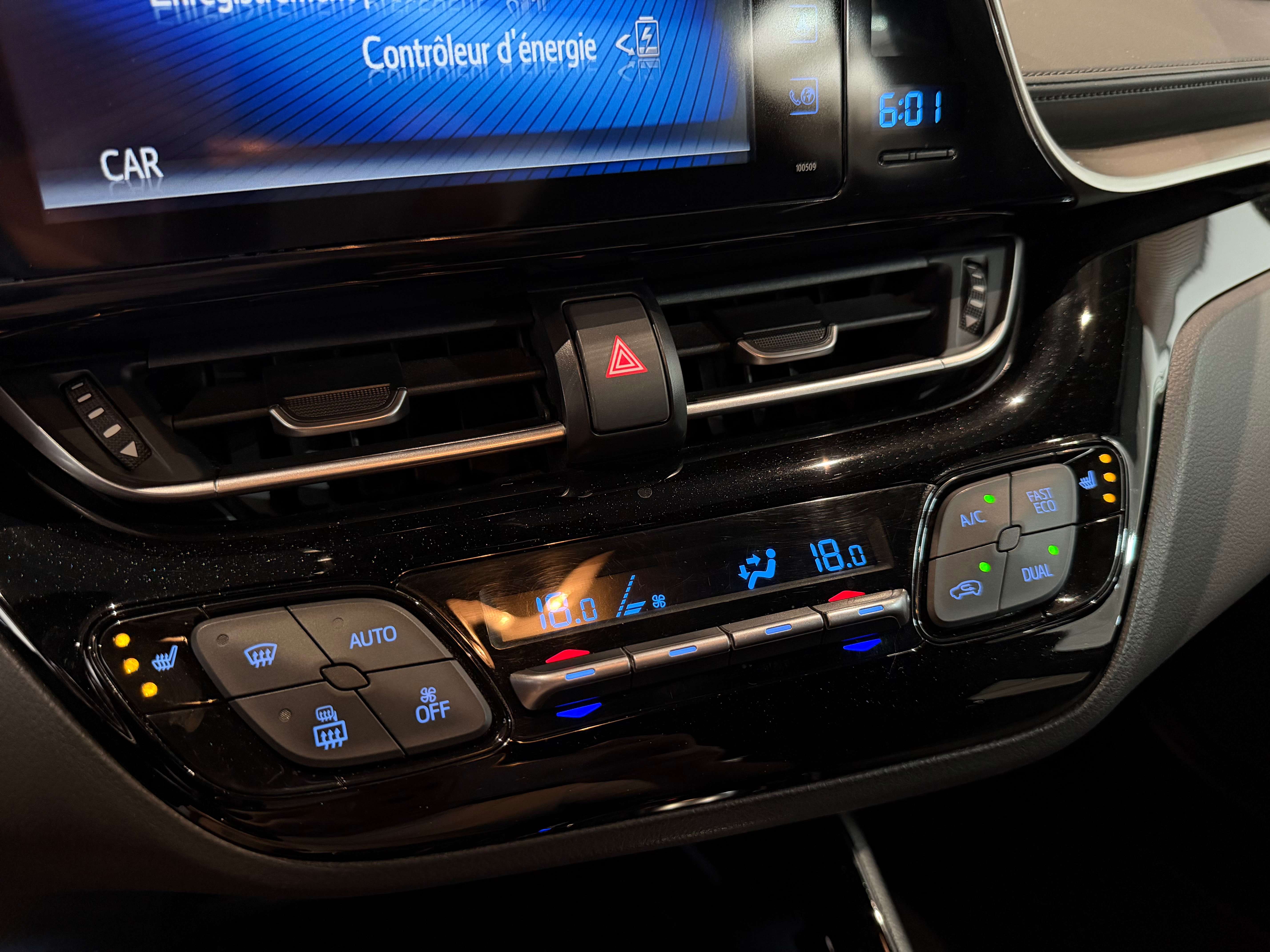 Toyota C-HR Hybrid 1.8i VVT-i - AUTOMATIQUE - 1ERPRO - CARNET FULL