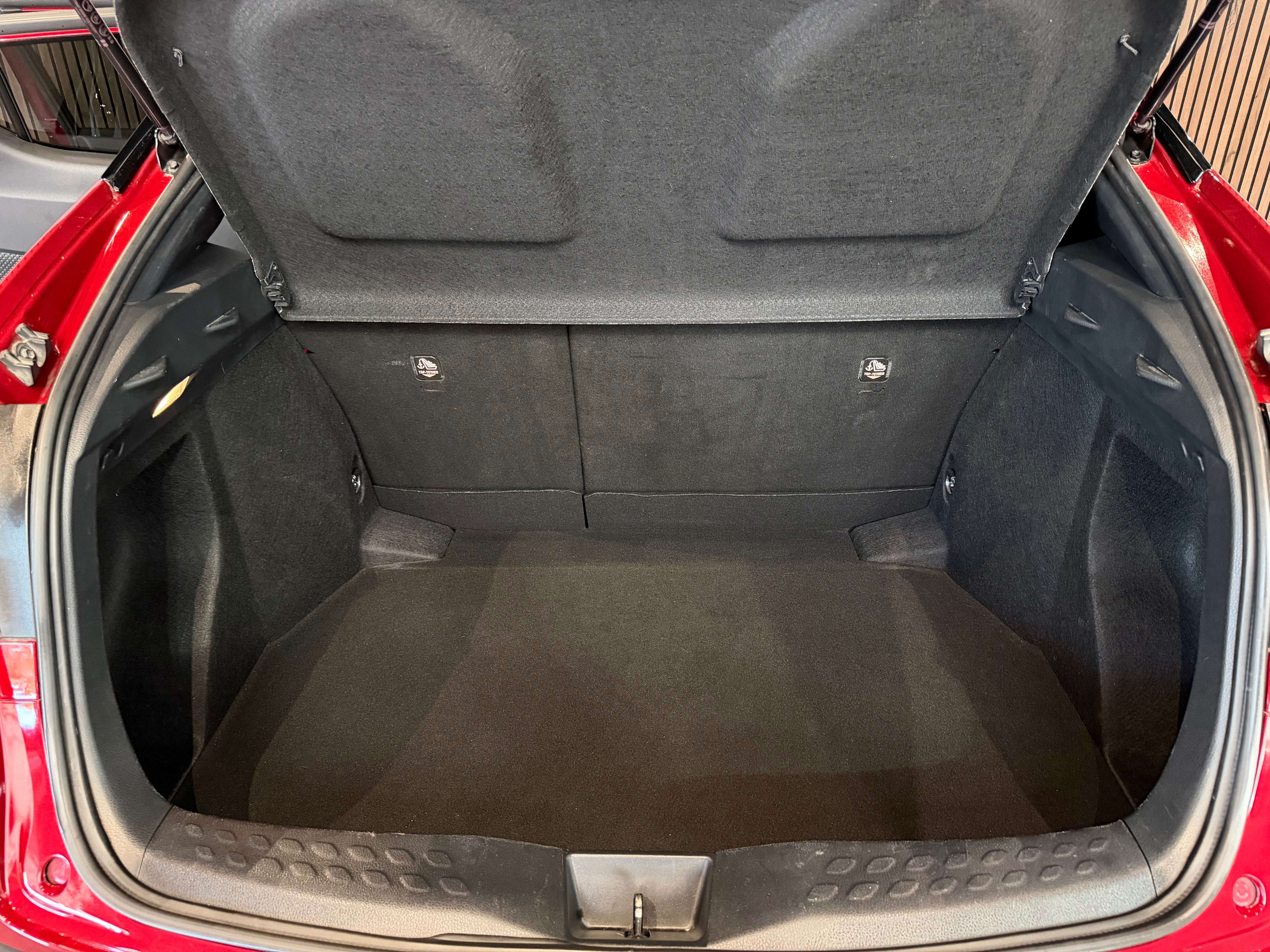 Toyota C-HR Hybrid 1.8i VVT-i - AUTOMATIQUE - 1ERPRO - CARNET FULL