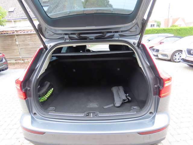 Volvo V60 V60 2.0 D3 Business Luxury Edition Gear.