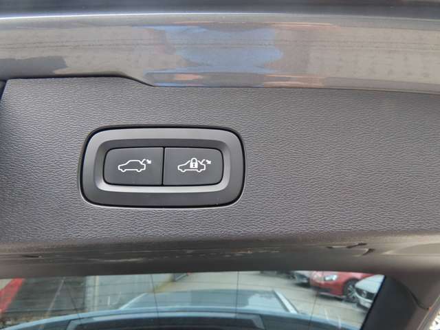 Volvo V60 V60 2.0 D3 Business Luxury Edition Gear.