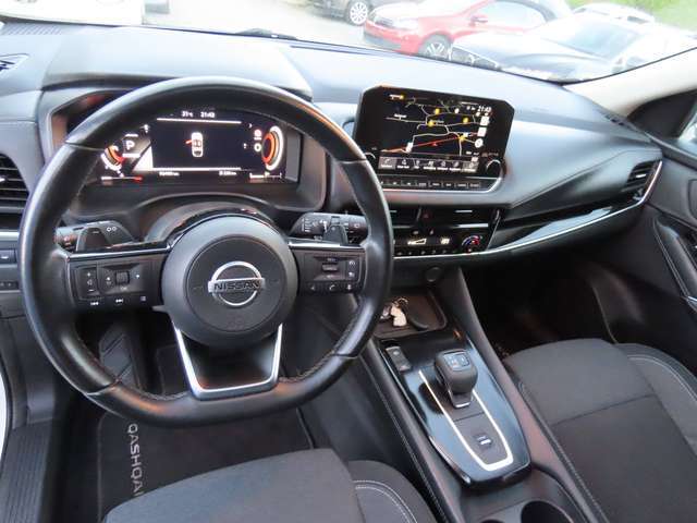 Nissan Qashqai Qashqai 1.3 DIG-T MHEV Business Premium Xtronic