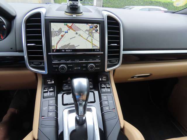 Porsche Cayenne Cayenne 3.0 D V6 Platinum EditionTiptronic S