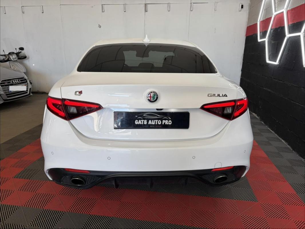 Alfa Romeo Giulia 2.2 D - 210 BVA Veloce Q4 PHASE 1