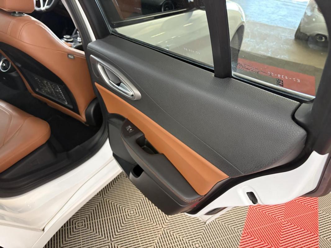 Alfa Romeo Giulia 2.2 D - 210 BVA Veloce Q4 PHASE 1