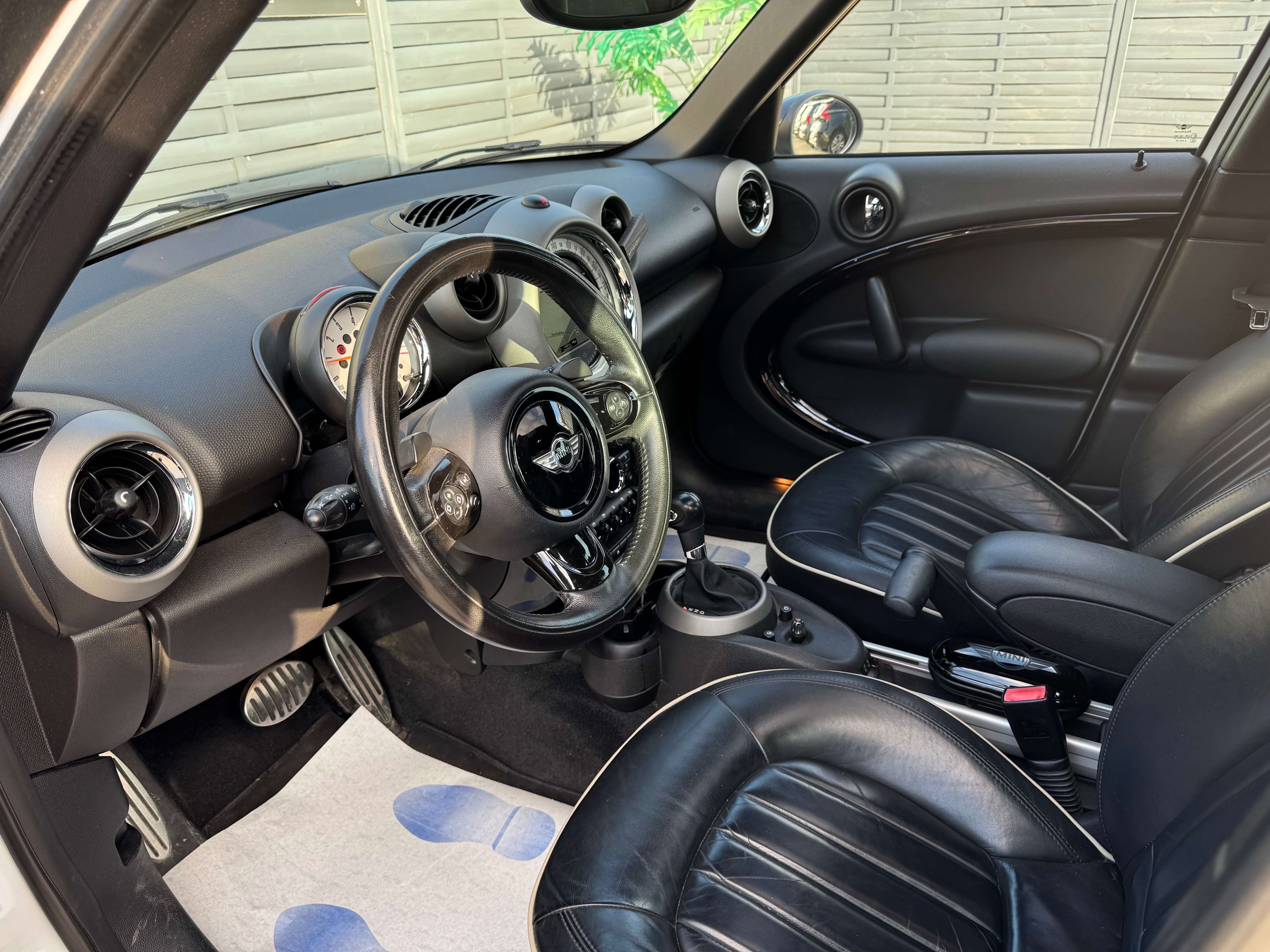 MINI Cooper SD Countryman */*BOITE AUTO+TOIT PANO+CUIR+XENON+CARNET */*