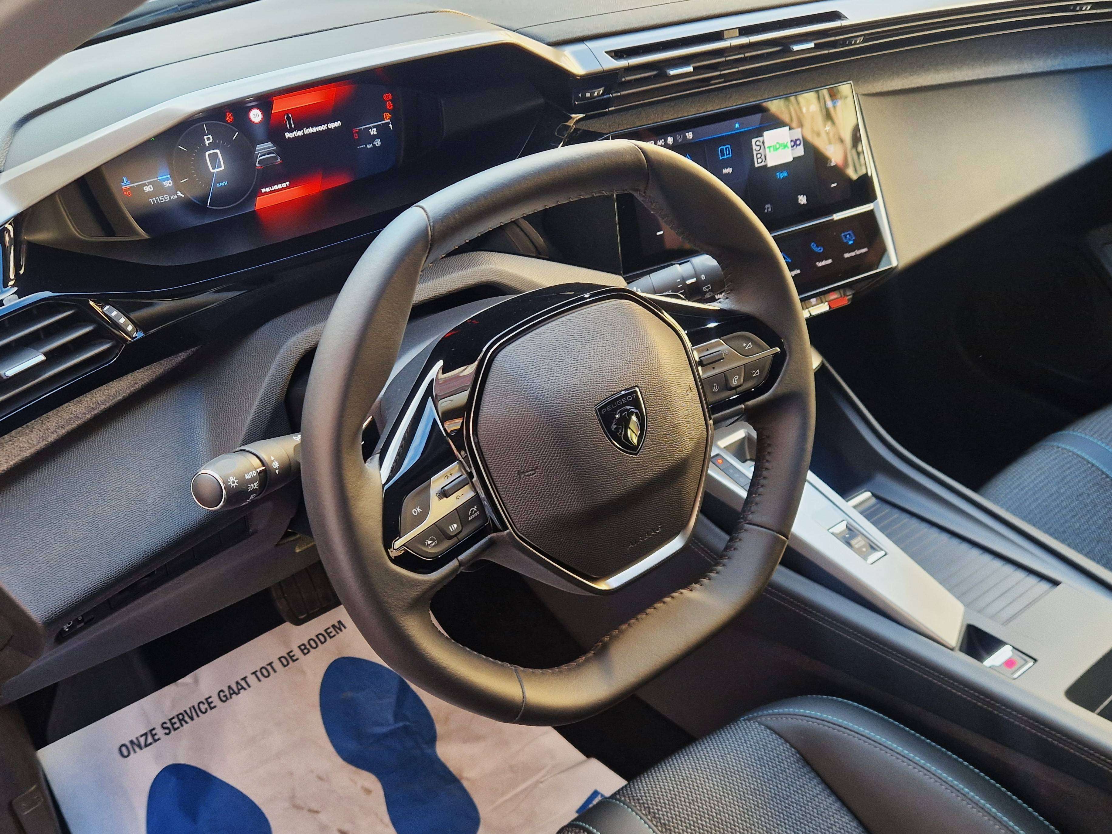 Peugeot 308 308 1.2 Turbo hybrid