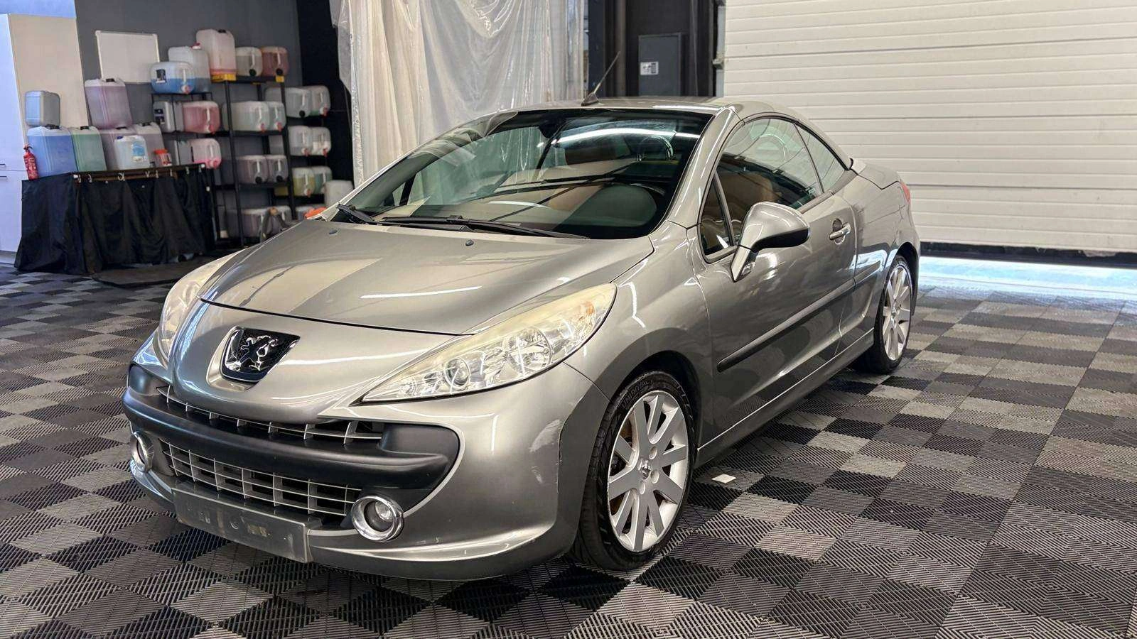 Peugeot 207 cc Cabrio 1.6i AUTOMATIQUE  bj. 2007 135.189km