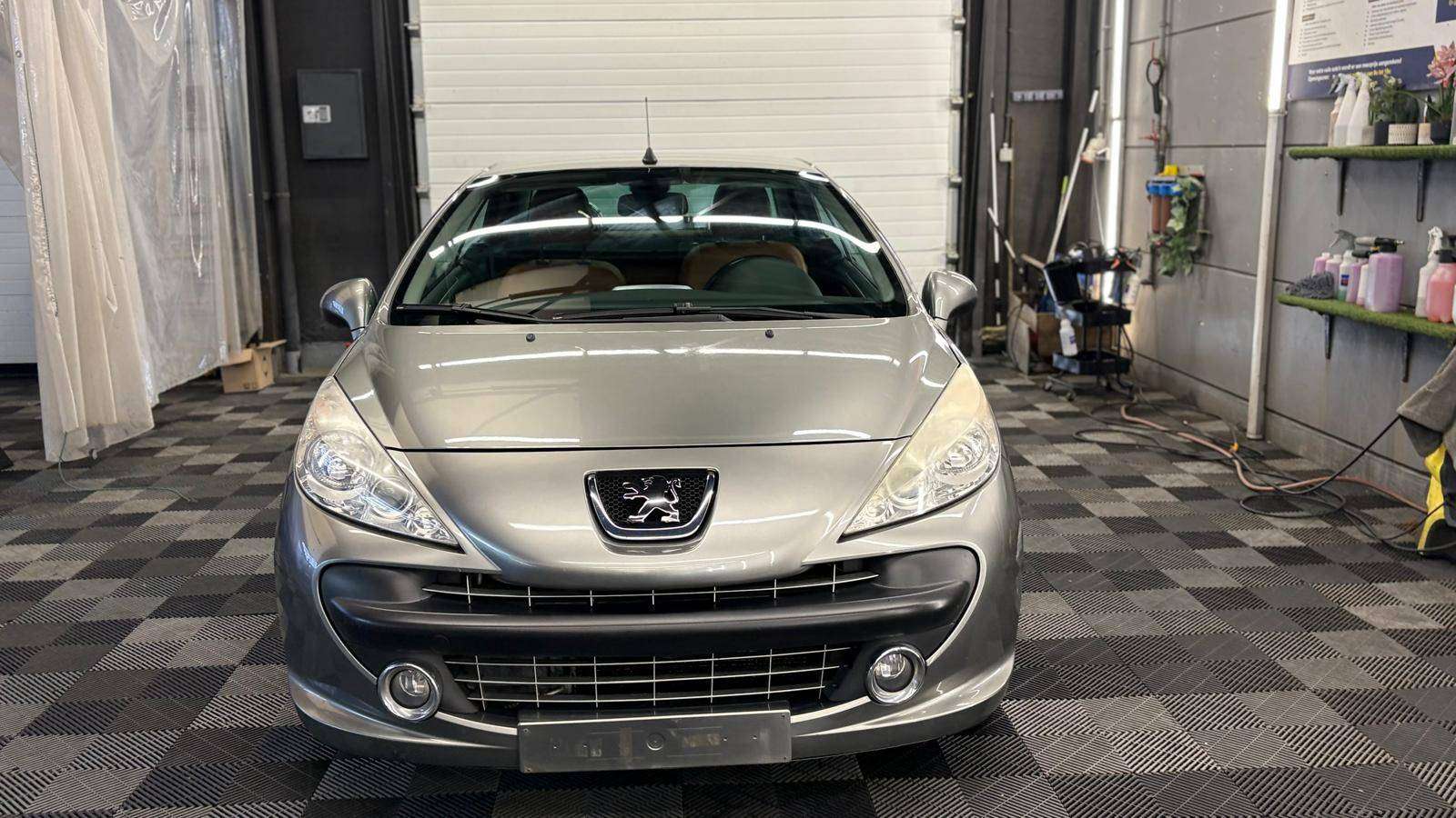 Peugeot 207 cc Cabrio 1.6i AUTOMATIQUE  bj. 2007 135.189km