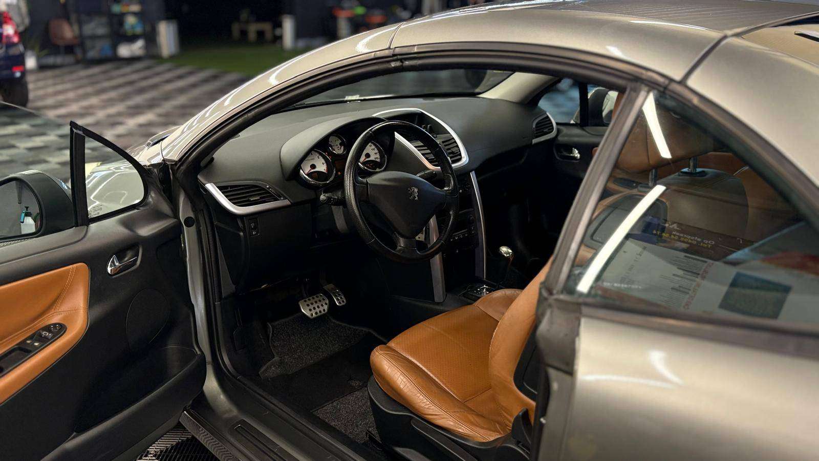 Peugeot 207 cc Cabrio 1.6i AUTOMATIQUE  bj. 2007 135.189km