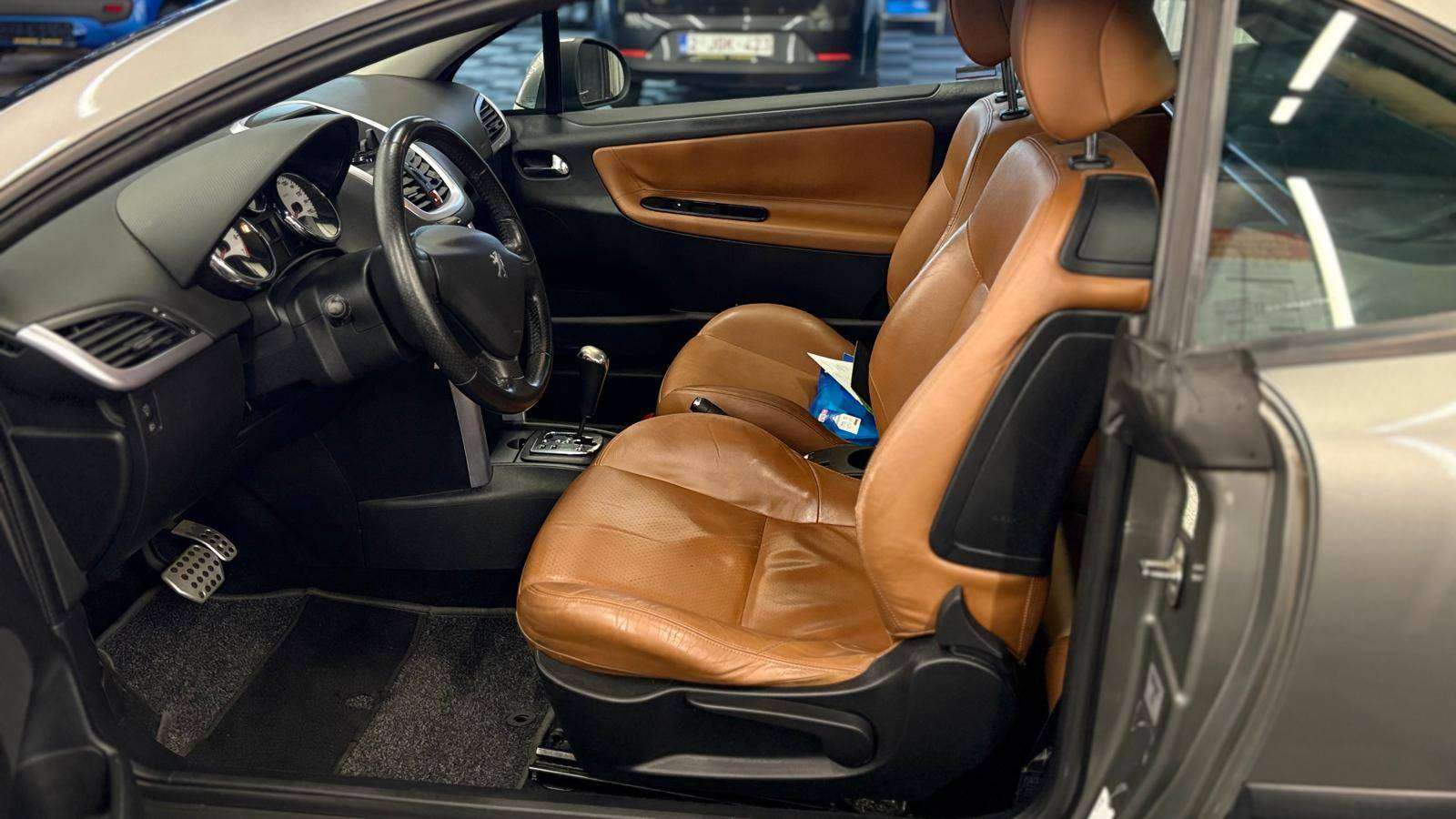 Peugeot 207 cc Cabrio 1.6i AUTOMATIQUE  bj. 2007 135.189km