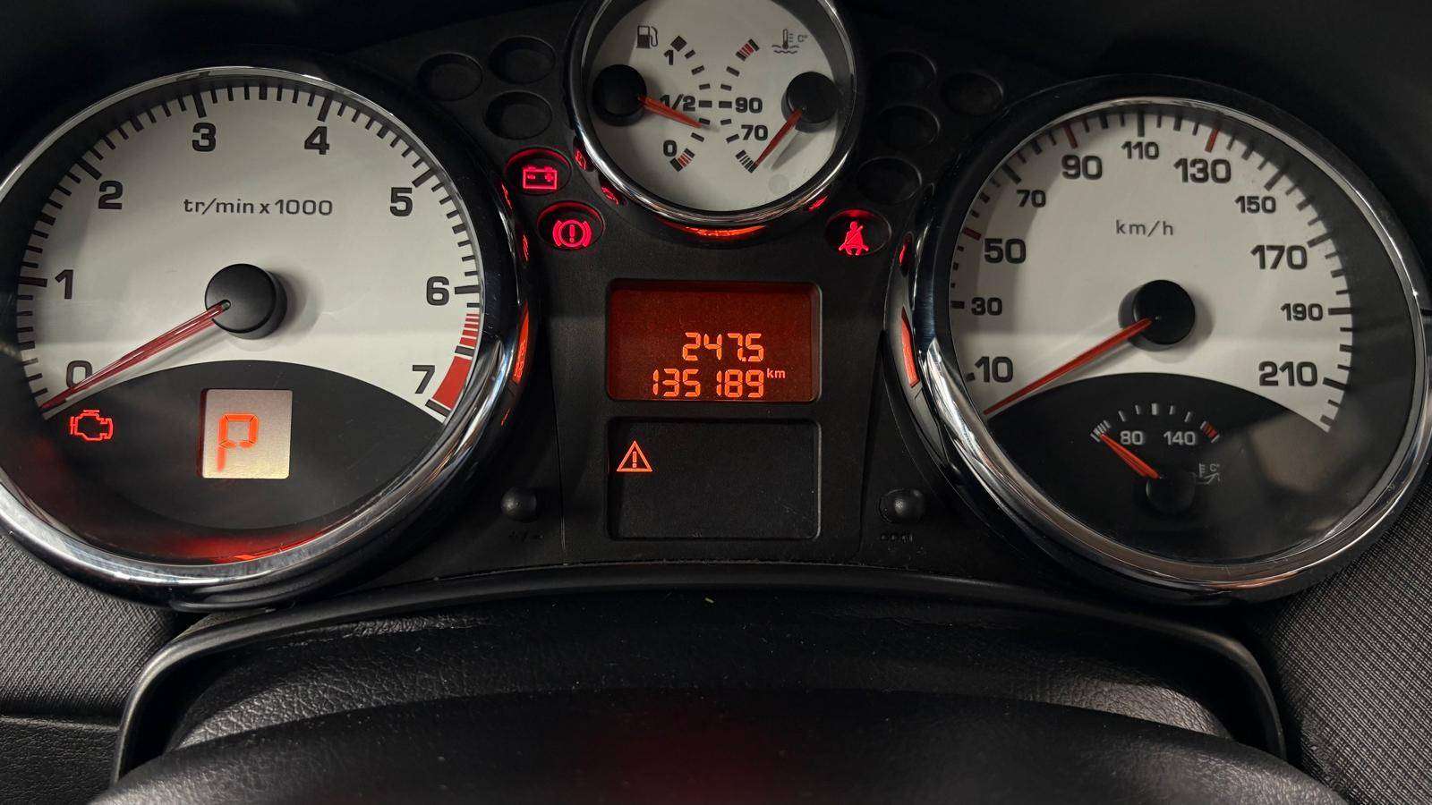 Peugeot 207 cc Cabrio 1.6i AUTOMATIQUE  bj. 2007 135.189km