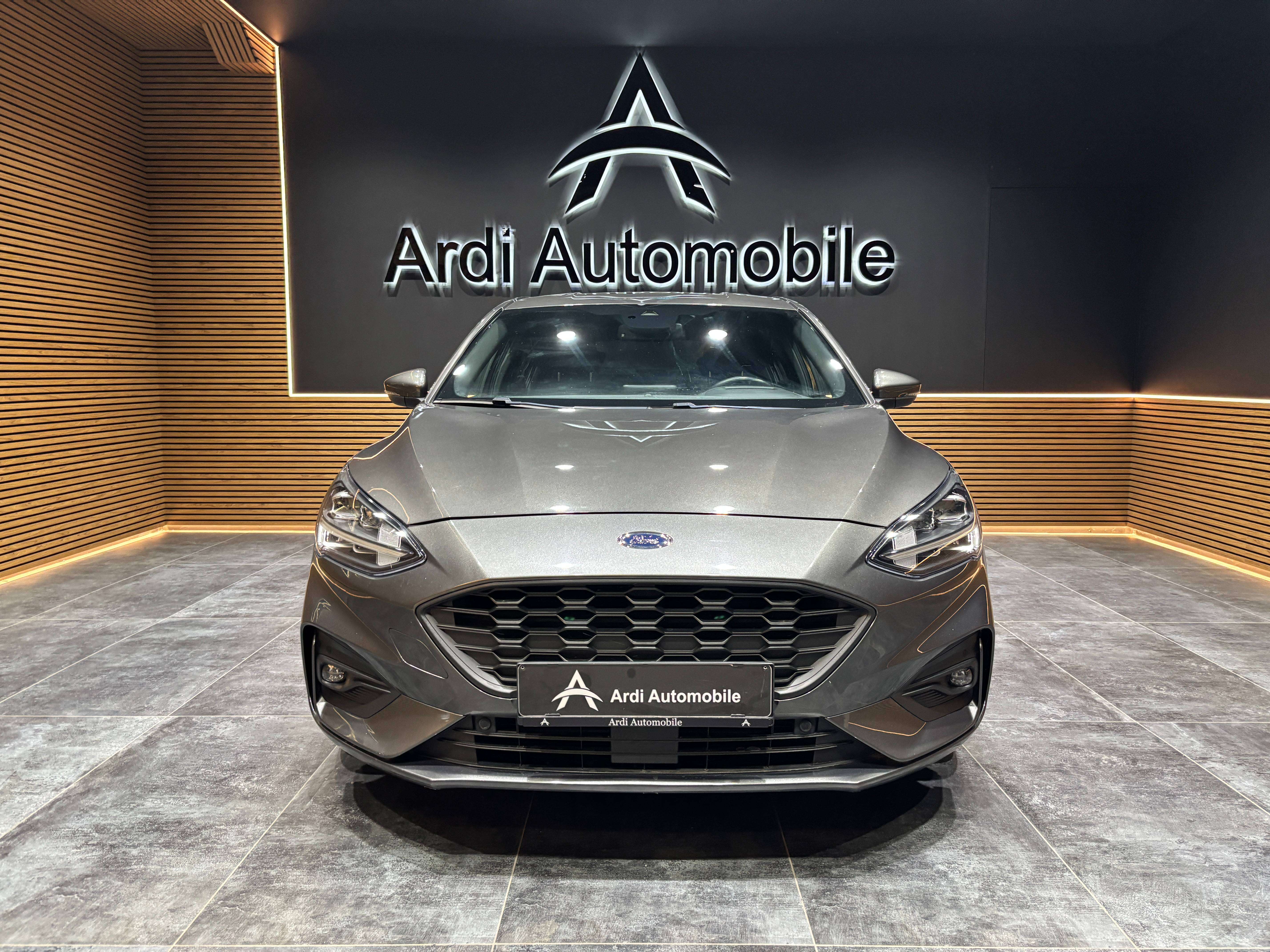 Ford Focus 1.5 EcoBoost ST-Line *CARPLAY*LANE ASSIST*CAMERA*GARANTIE*