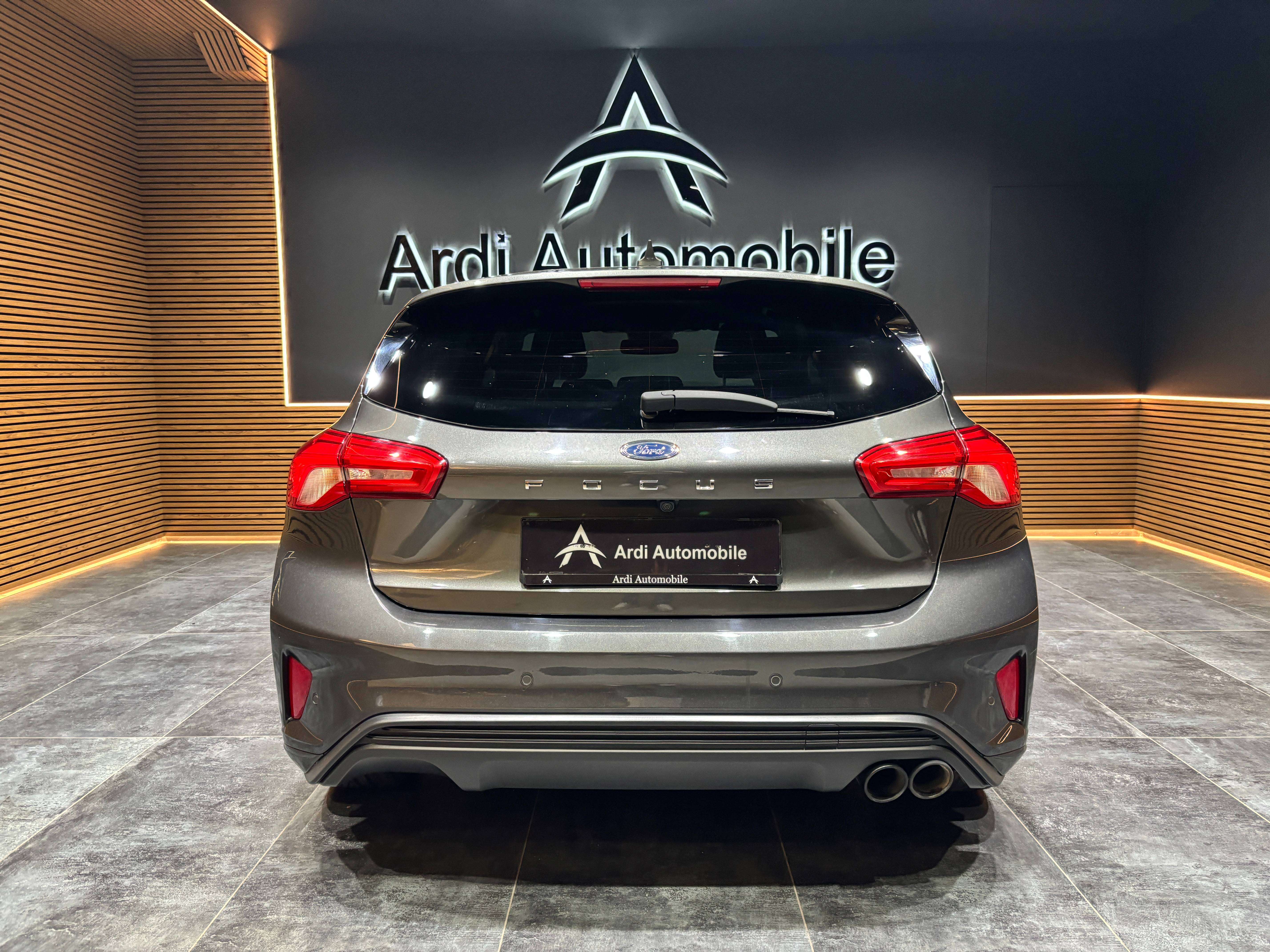 Ford Focus 1.5 EcoBoost ST-Line *CARPLAY*LANE ASSIST*CAMERA*GARANTIE*