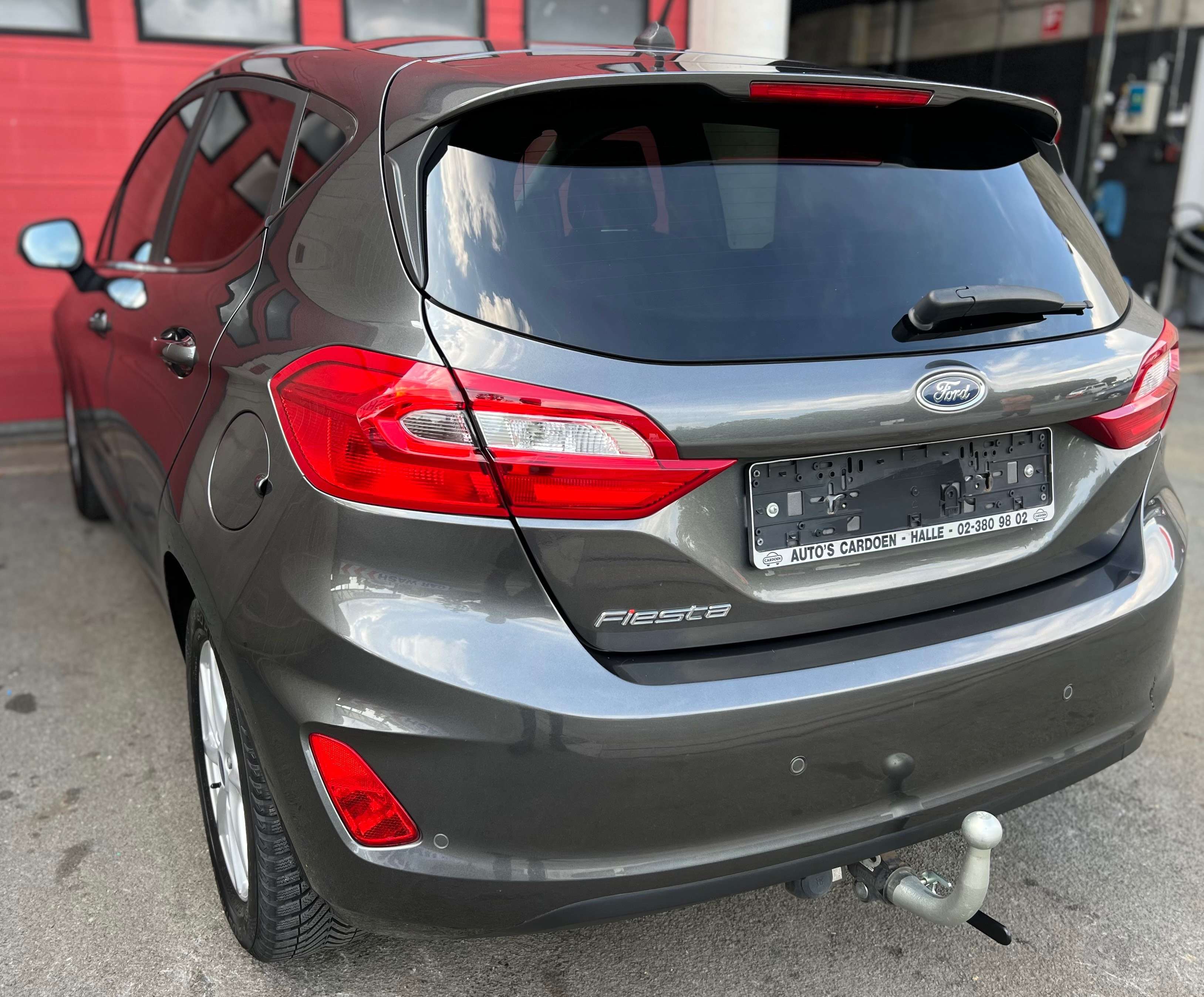 Ford Fiesta 1.1i Titanium + CAR-PASS + CLIM