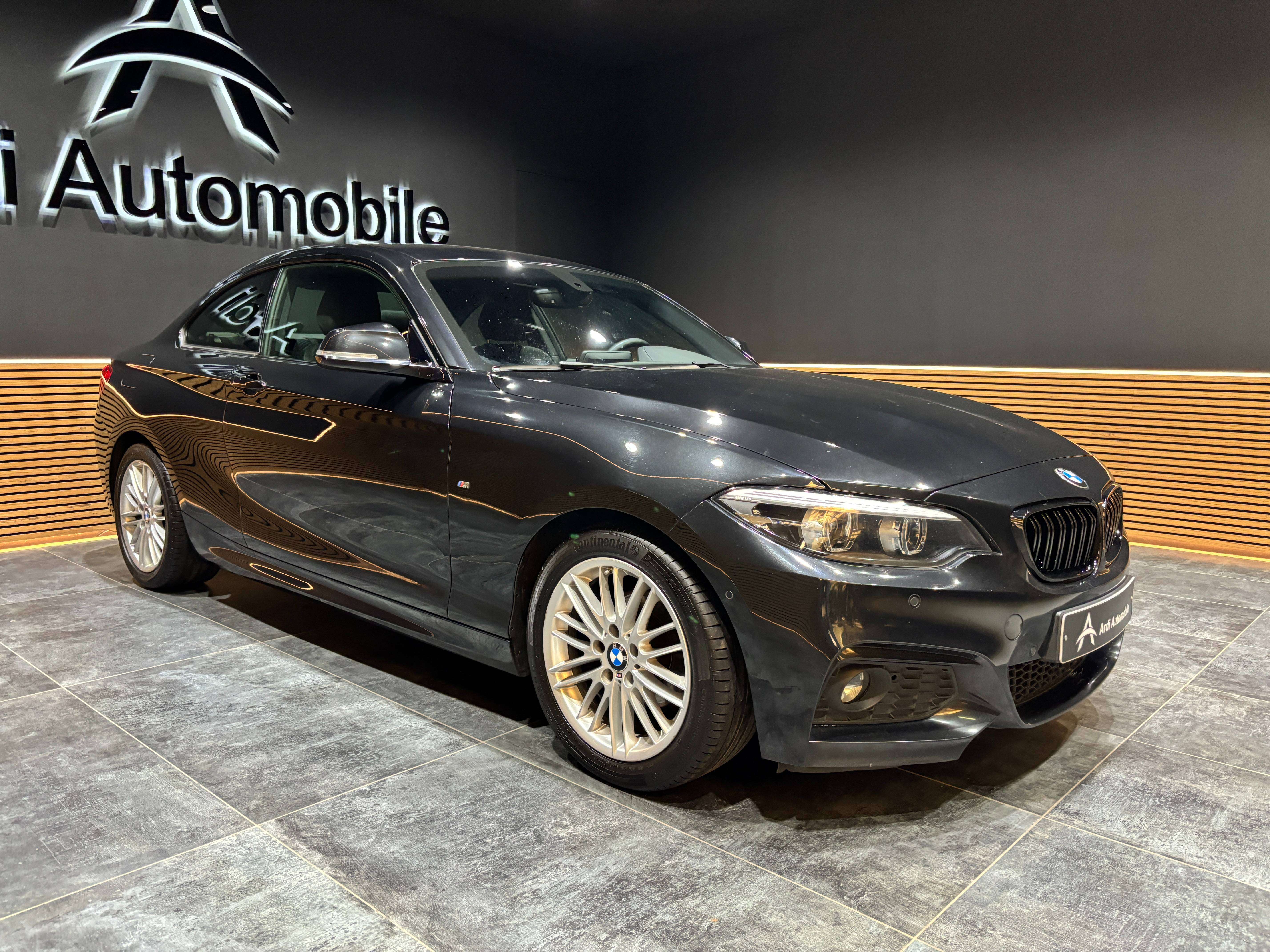 BMW 218 i Coupé *PACK M*SIEGE CHAUFF*HARMAN/KARDON*CAMERA*GARANTIE*