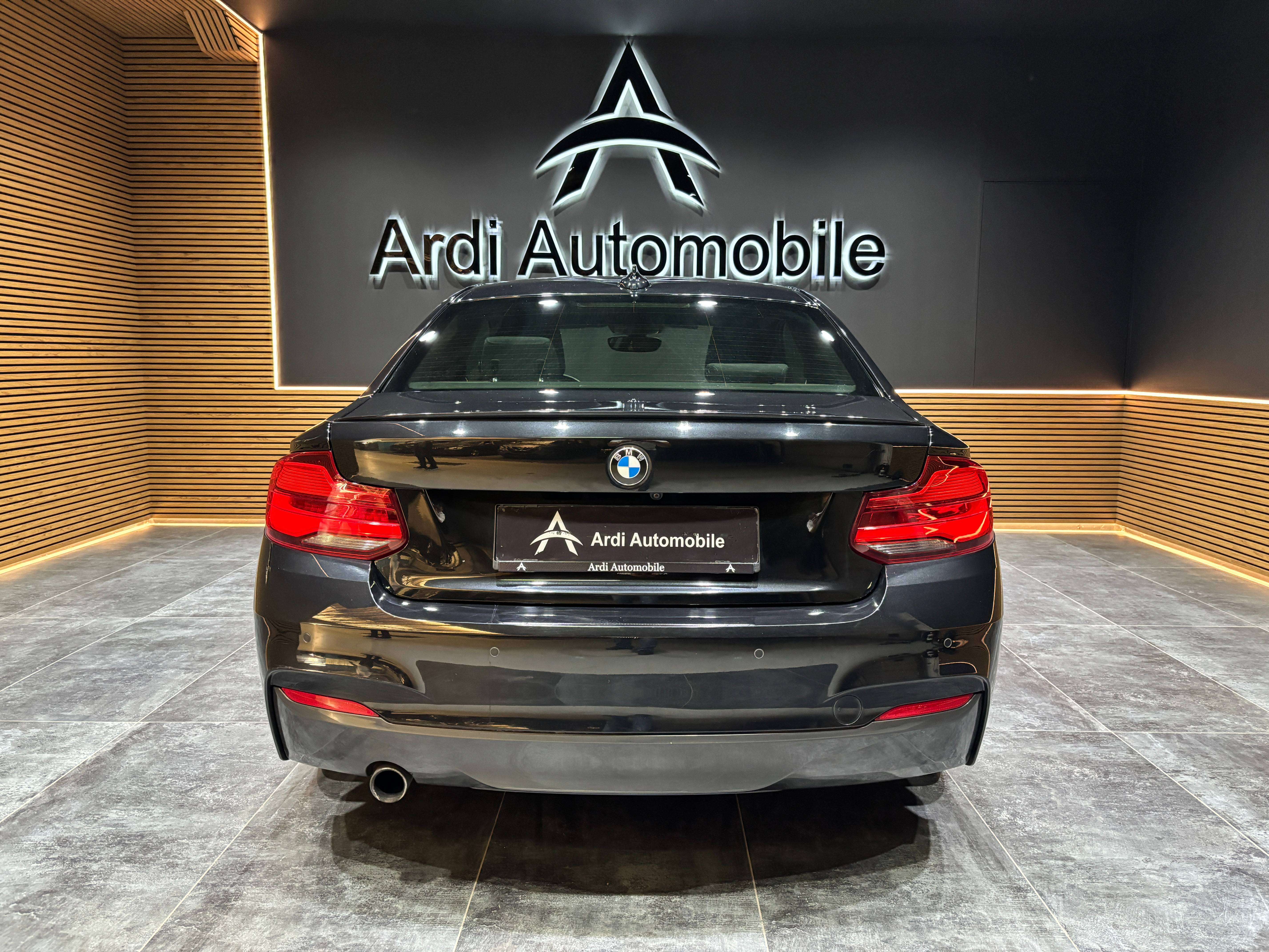 BMW 218 i Coupé *PACK M*SIEGE CHAUFF*HARMAN/KARDON*CAMERA*GARANTIE*