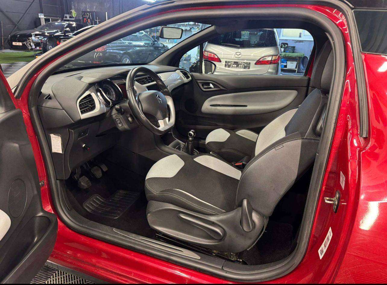 Citroen DS3 bj. 2011 benzine 233600km