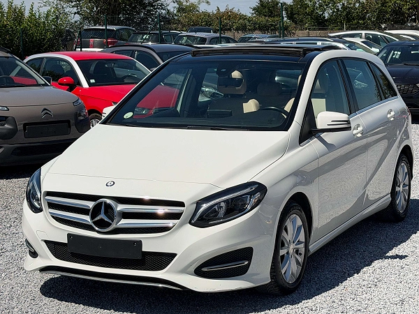 Mercedes-Benz B 180 d - Full LED - Toit panoramique - Euro 6b