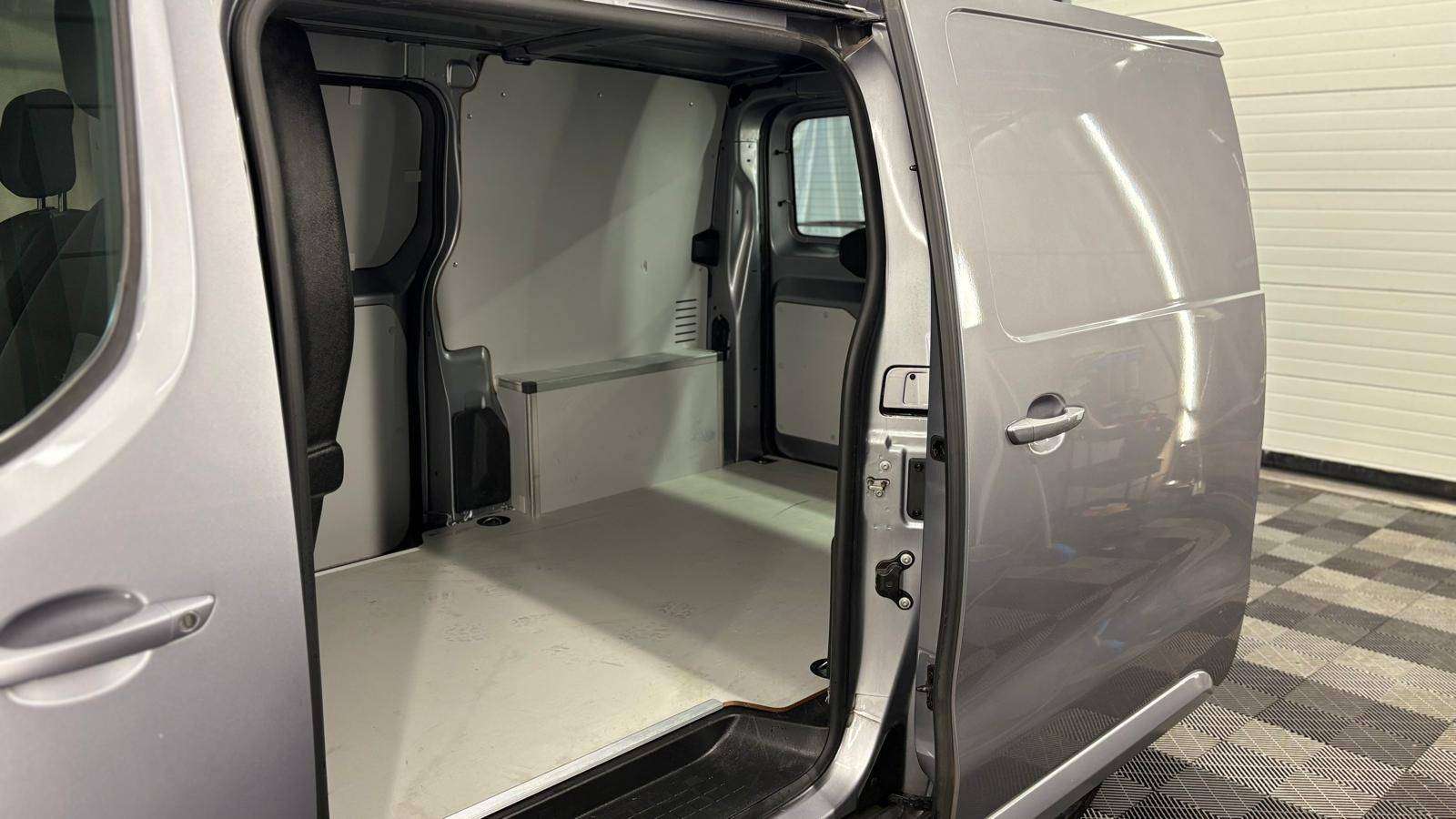 Opel Vivaro 2.0d AUTOMATIQUE bj. 2022 31000km