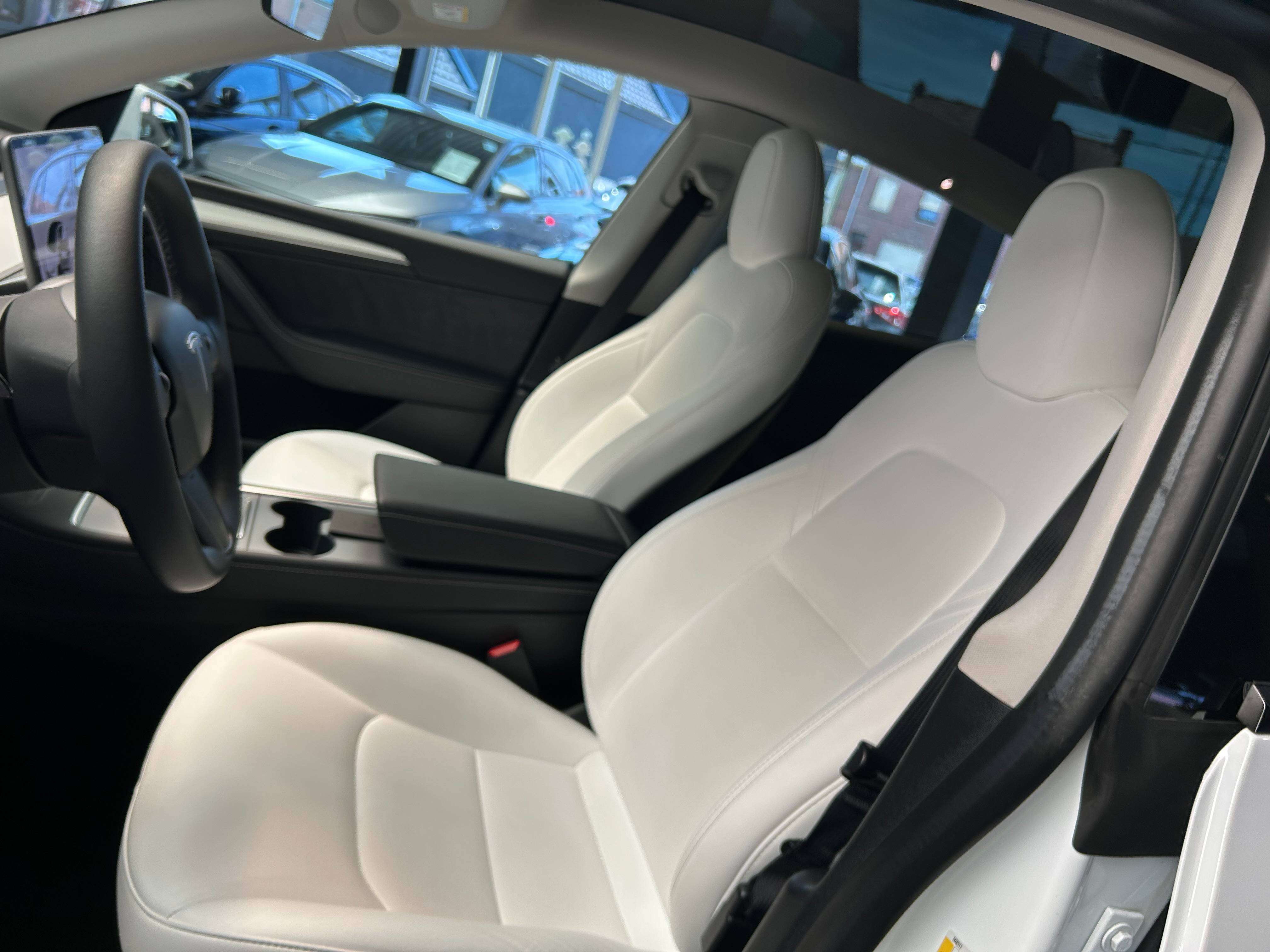 Tesla Model Y RWD Alu19"/Pano/Led/Acc/Leder/Gps/Cam/VerwZet/VerwStuur *1j garantie*