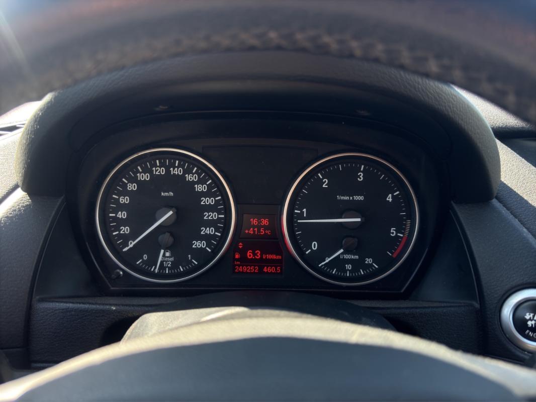 Bmw X1 E84 LCI sDrive 18d 143 ch Lounge