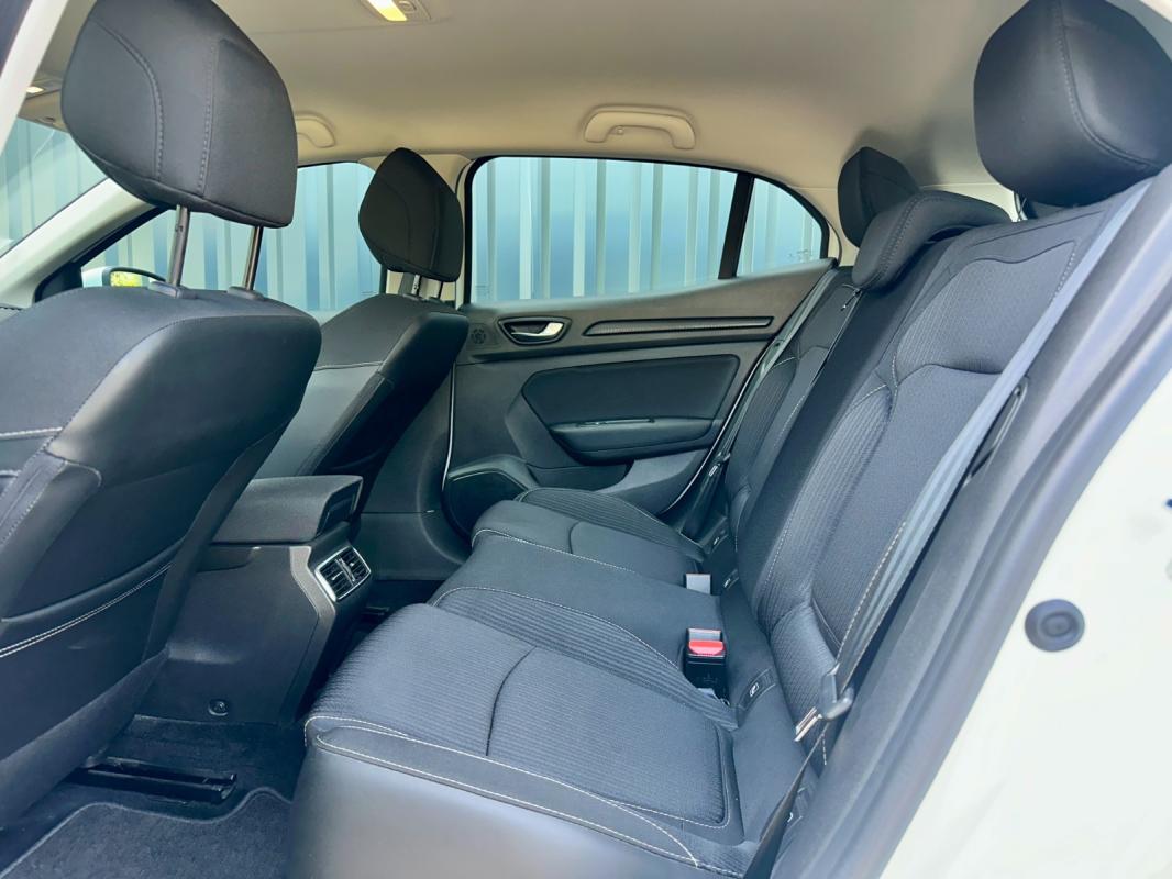 Renault Megane IV Berline Blue dCi 115 EDC - 20 Business