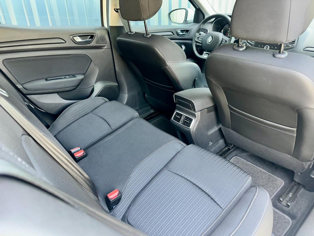 Renault Megane IV Berline Blue dCi 115 EDC - 20 Business